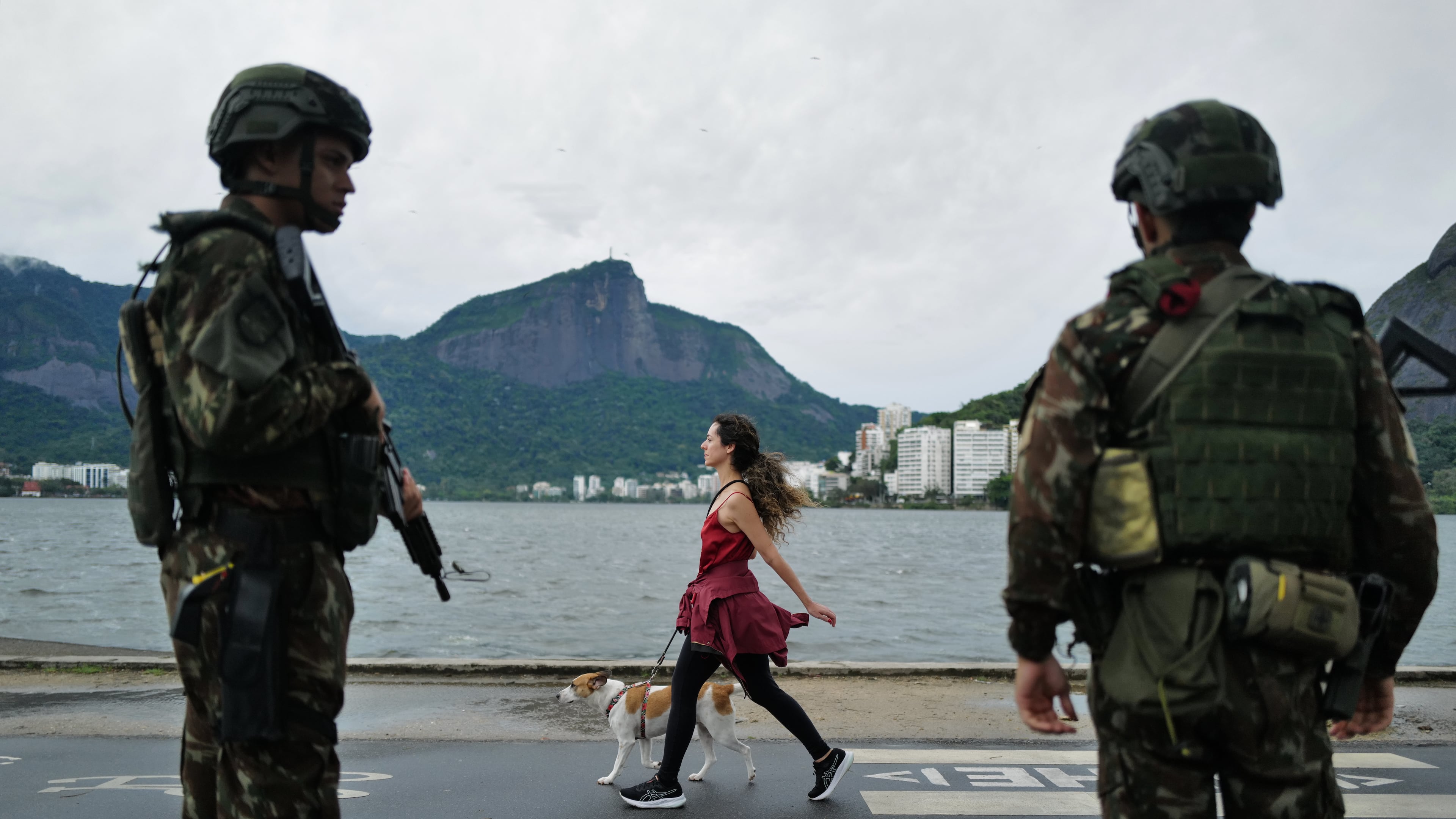 Soldiers stand guard during the presidential runoff in Rio de Janeiro, Brazil, Sunday, Oct. 25, 2026. (AP Photo/Lucas Landau)