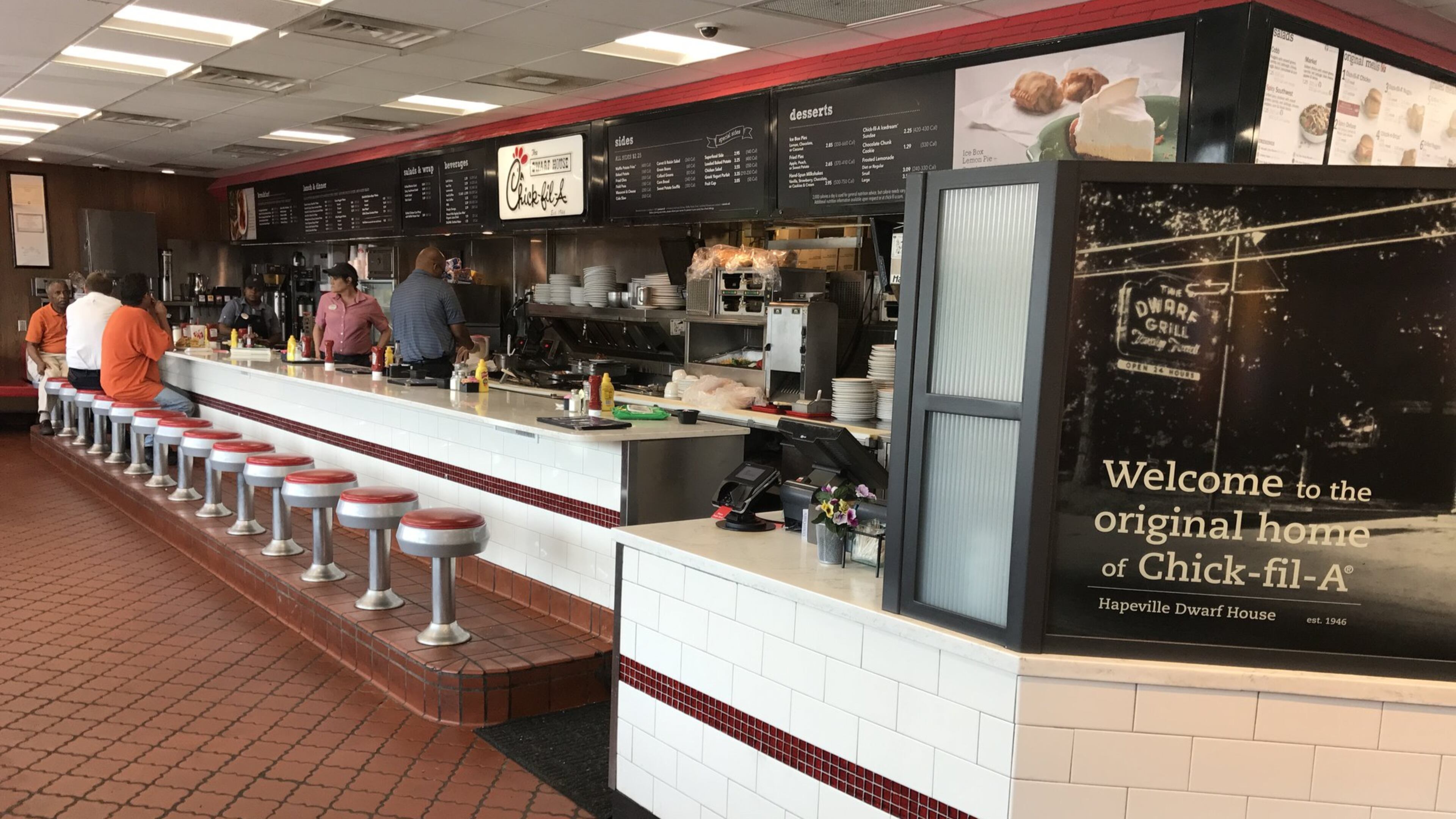 Compared to other Chick-fil-As, the Hapeville location offers a diner-like experience. LIGAYA FIGUERAS / LFIGUERAS@AJC.COM