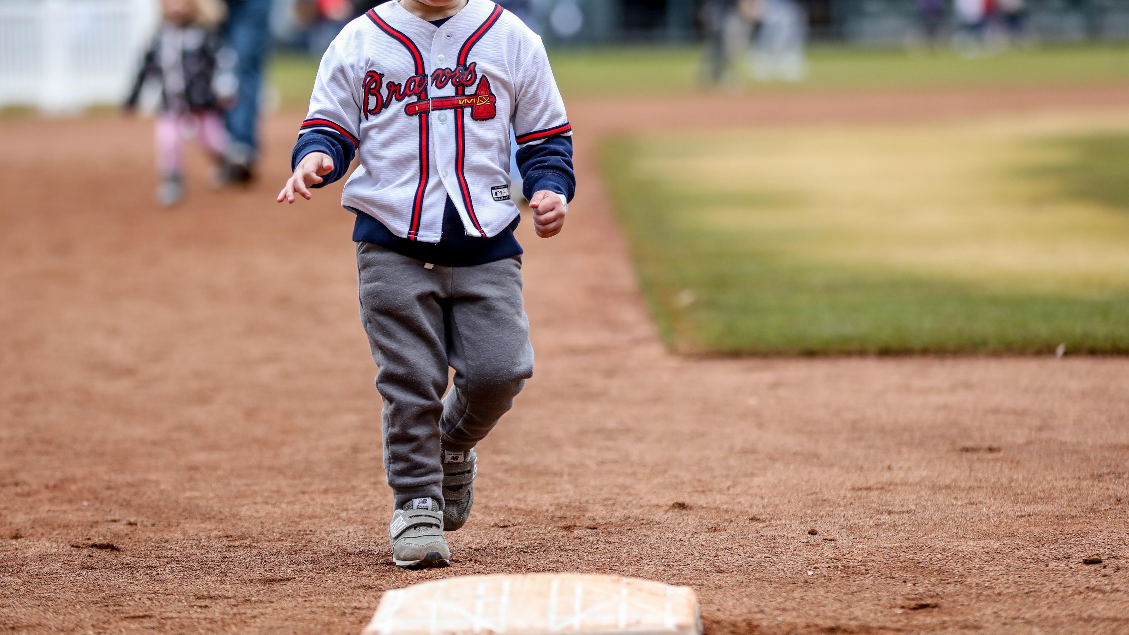Ford Bussey, 3, runs the bases during Chop Fest in 2020 at Truist Park. (BRANDEN CAMP/SPECIAL)