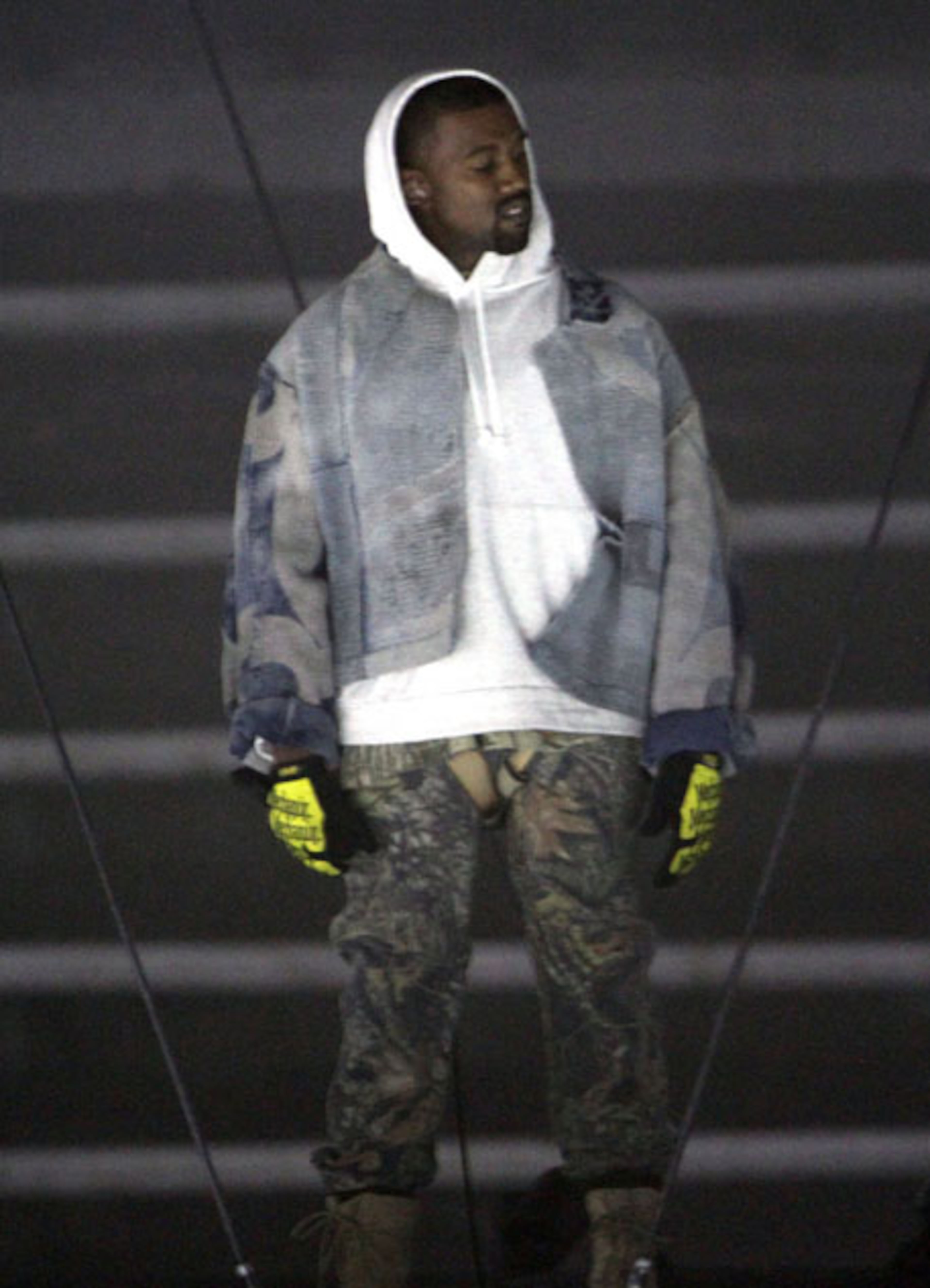 Kanye West played to a sold-out Philips Arena in Atlanta Monday, Sept. 12, 2016 on his Saint Pablo tour. / Robb Cohen Photography & Video /www.RobbsPhotos.com