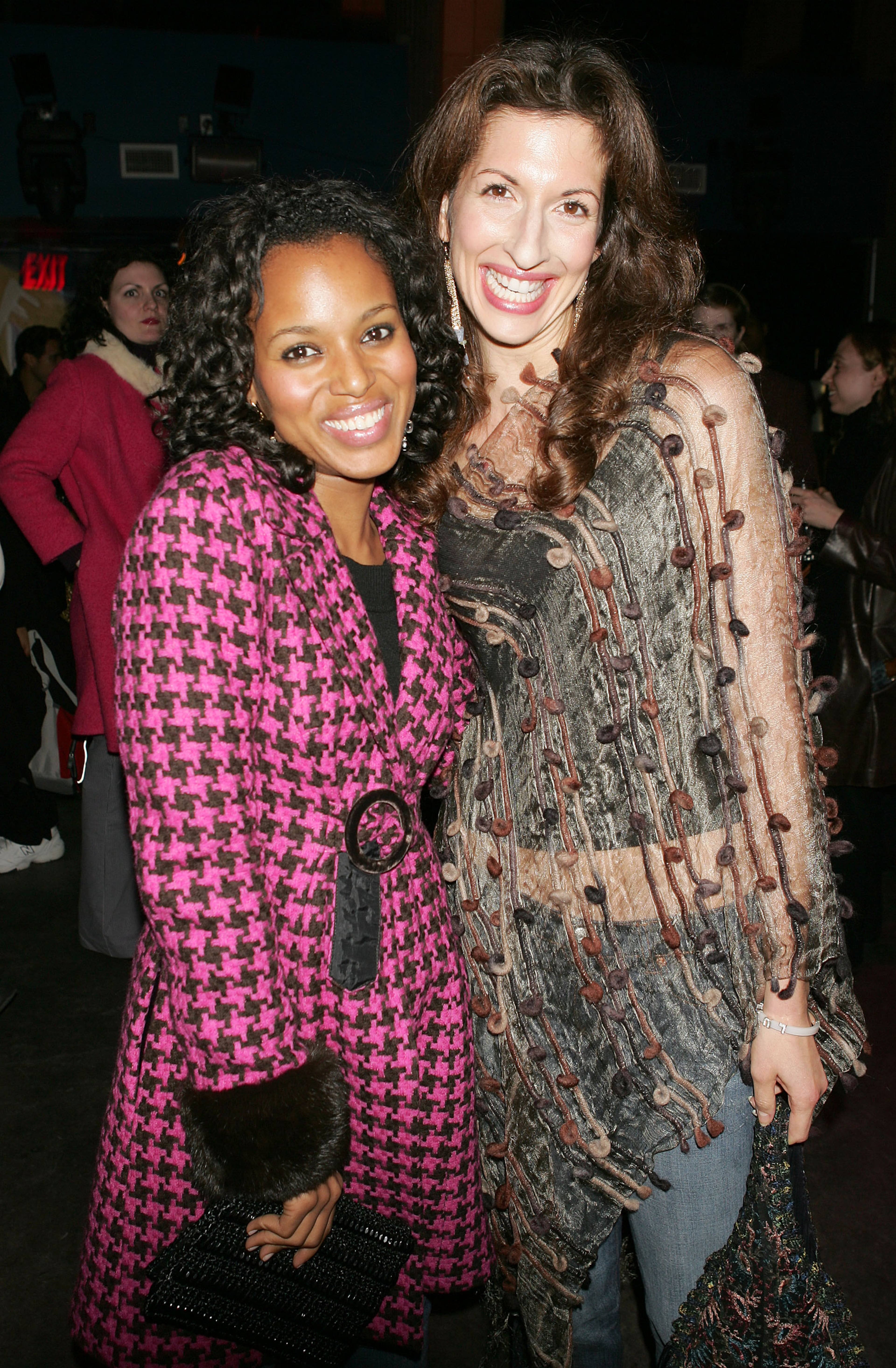 Actresses Kerry Washington (L) and Alysia Reiner attend the after party for the premiere of "The Sea Inside" at Crobar December 9, 2004 in New York City. (Photo by Scott Gries/Getty Images)