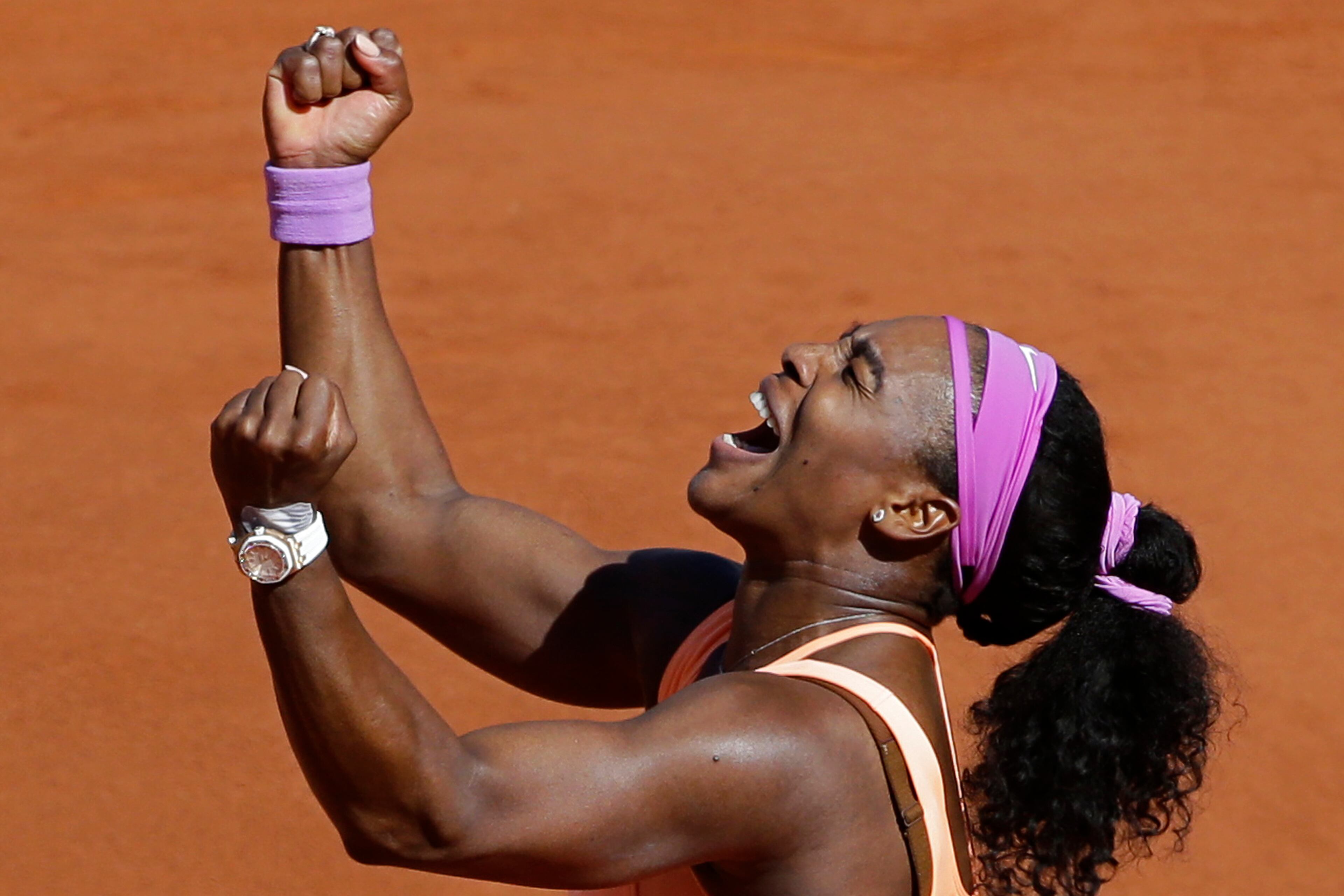 Serena Williams of the U.S. celebrates winning the final of the French Open tennis tournament against Lucie Safarova of the Czech Republic in three sets, 6-3, 6-7, 6-2, at the Roland Garros stadium, in Paris, France, Saturday, June 6, 2015. (AP Photo/Thibault Camus)