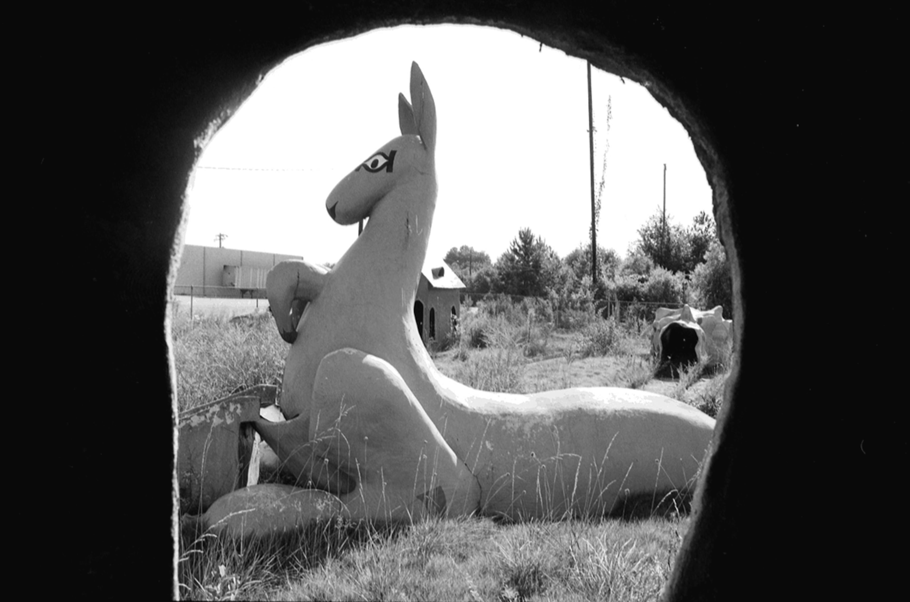 Another view through a tunnel at the Funtown mini golf ruins. (W.A. Bridges AJC Collection at the GSU Library, AJCNS1981-07-21f)