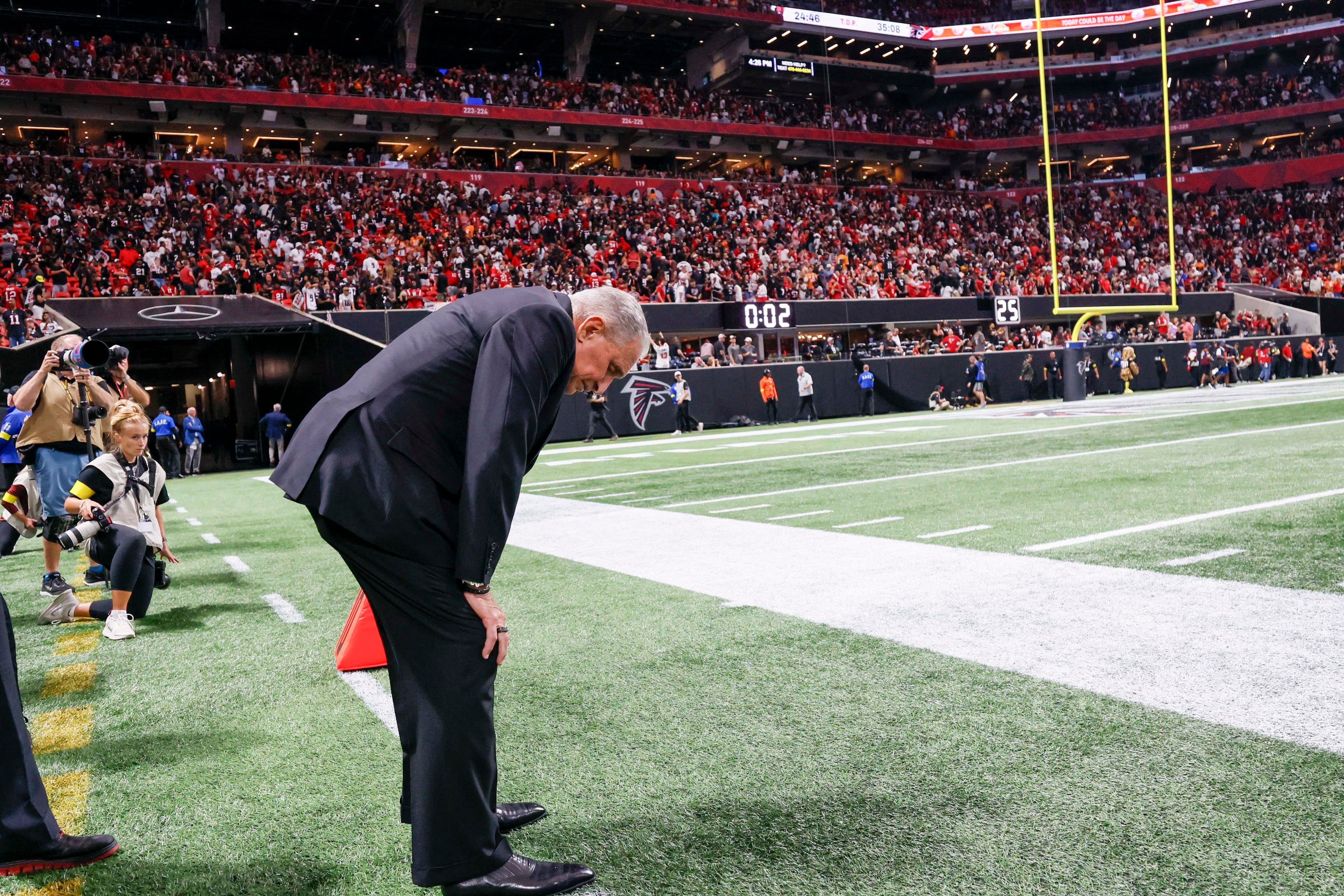 Atlanta Falcons owner Arthur Blank reacts after Atlanta Falcons place kicker Younghoe Koo (6) missed a field goal to tie the game in the last seconds of the game, an NFL game against the Tampa Bay Buccaneers at Mercedes-Benz Stadium on Sunday, September 7, 2025, in Atlanta.
(Miguel Martinez/ AJC)