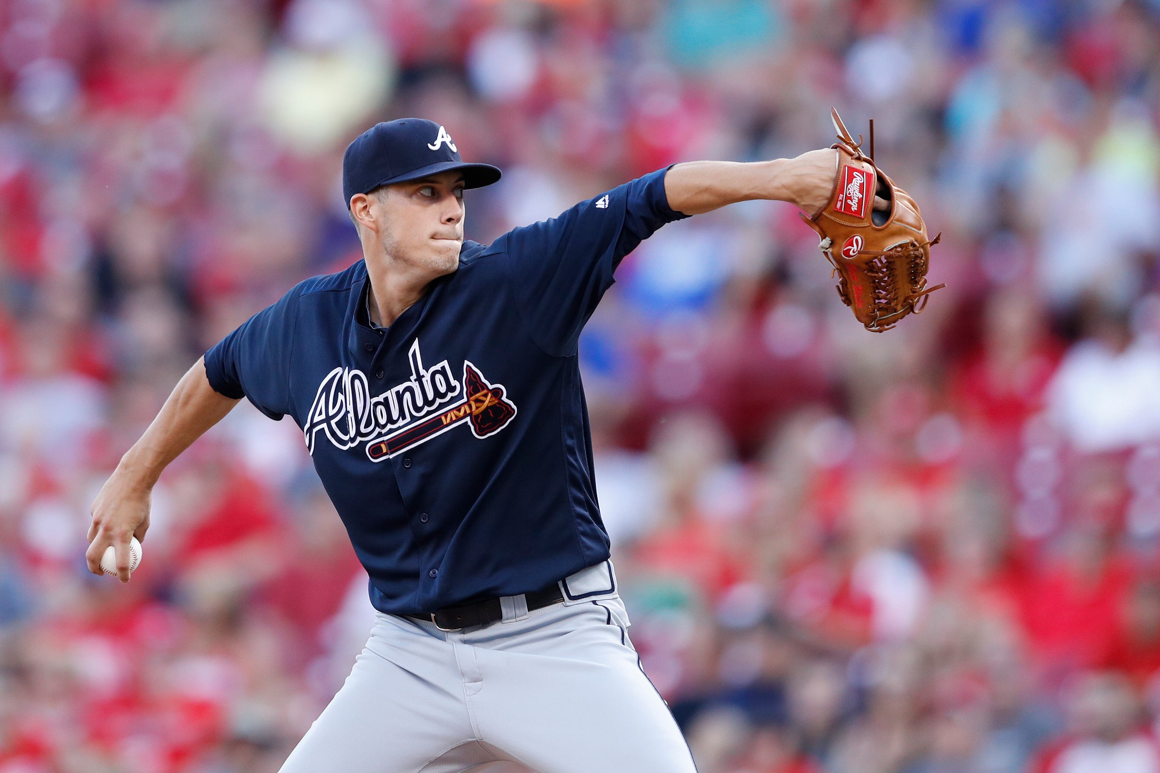 CINCINNATI, OH - JULY 18: Matt Wisler #37 of the Atlanta Braves pitches in the first inning against the Cincinnati Reds at Great American Ball Park on July 18, 2016 in Cincinnati, Ohio. (Photo by Joe Robbins/Getty Images)