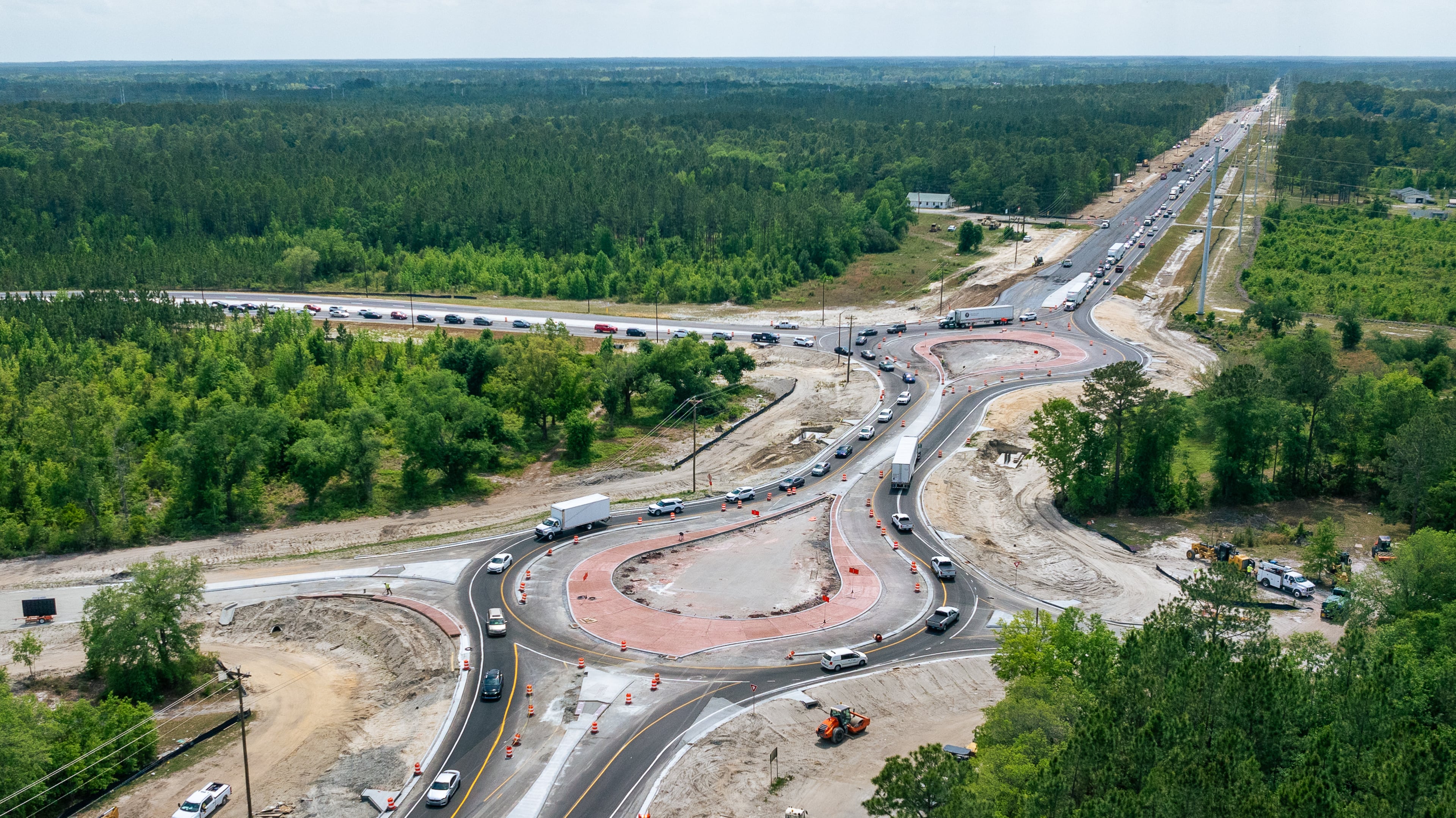 Traffic congestion on Genesis Dr. and U.S. Hwy 280 after a shift change at the Hyundai Metaplant in Bryan County, GA on April 23, 2025. (Justin Taylor for The Atlanta Journal-Constitution)