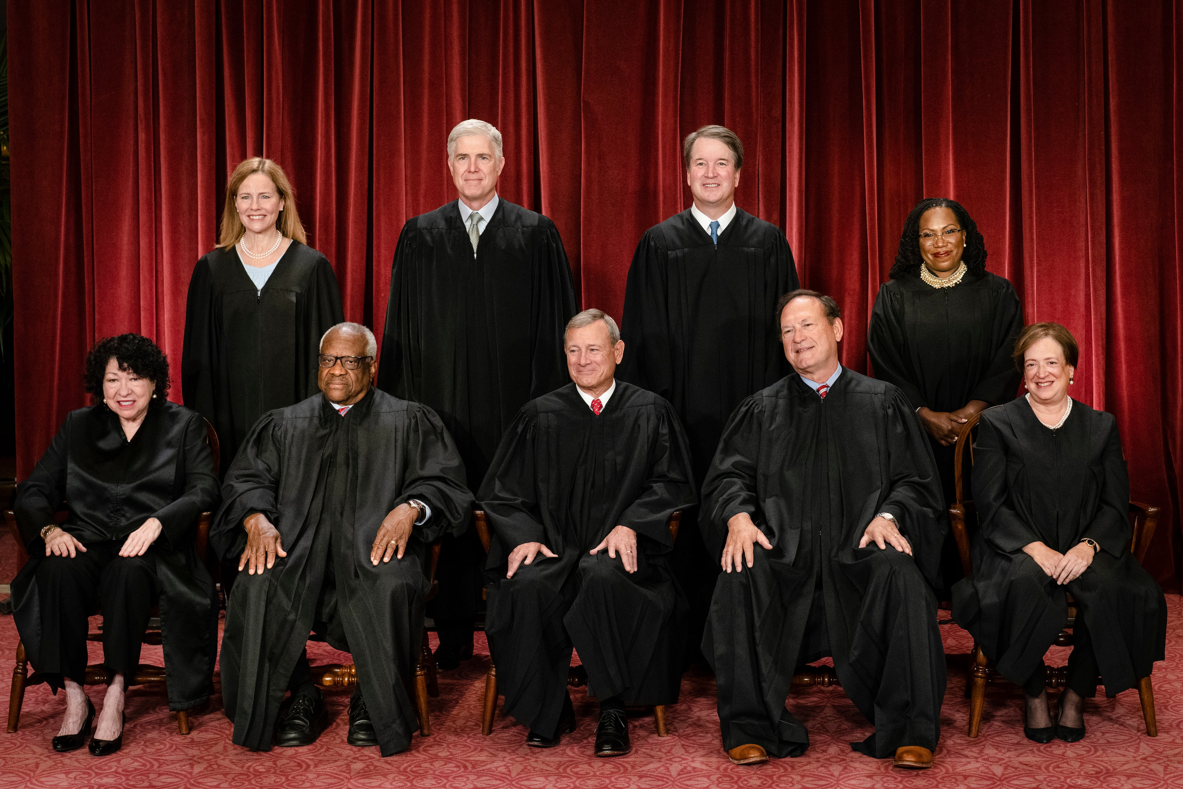 The Supreme Court justices, in Washington, D.C., on Oct. 7, 2022. (Erin Schaff/The New York Times)