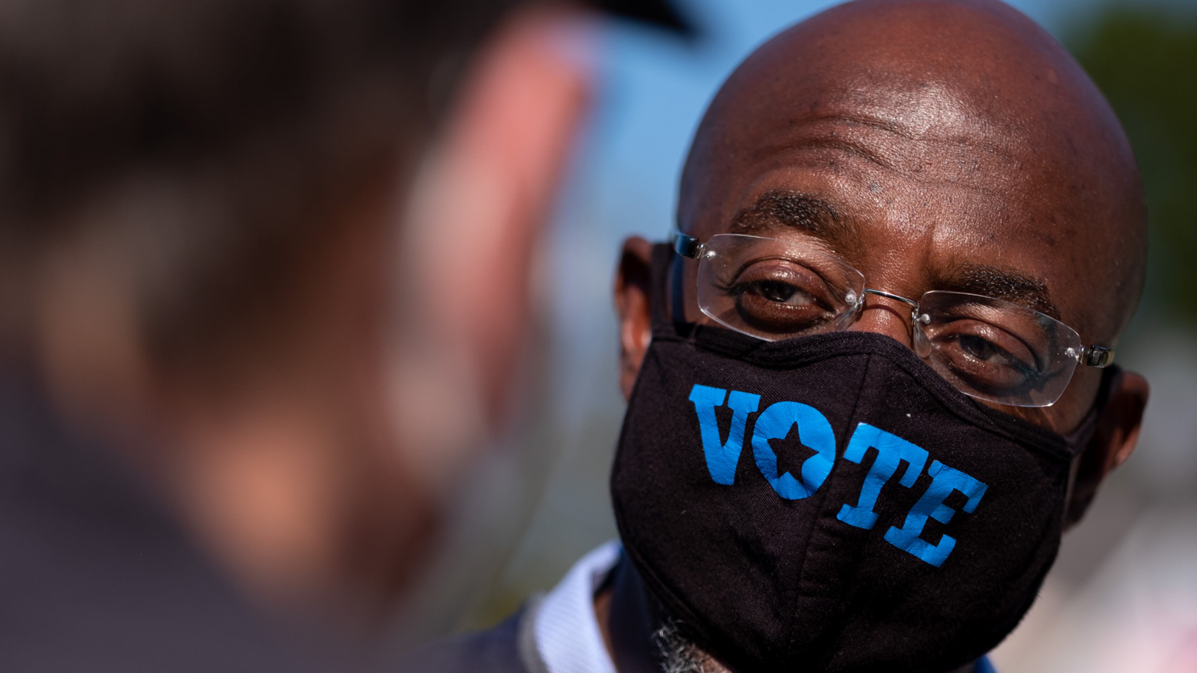 100310-Powder Springs-Rev. Raphael Warnock, who is running for Senate, talks to supporters during a Democratic gathering in Powder Springs on Saturday October 3, 2020. Ben Gray for the Atlanta Journal-Constitution