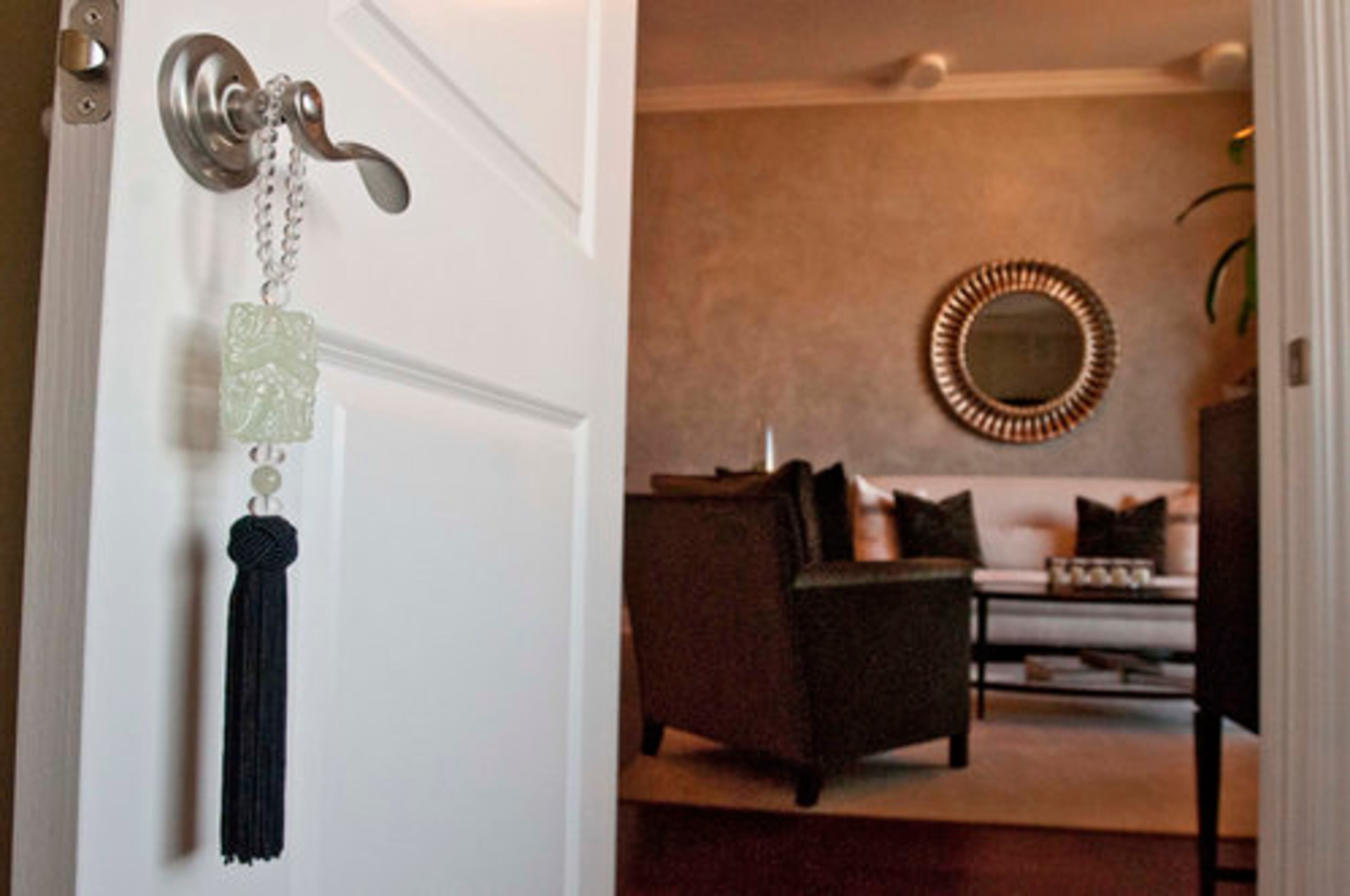 The couple did all of the interior design themselves, choosing earth tones and ivories.