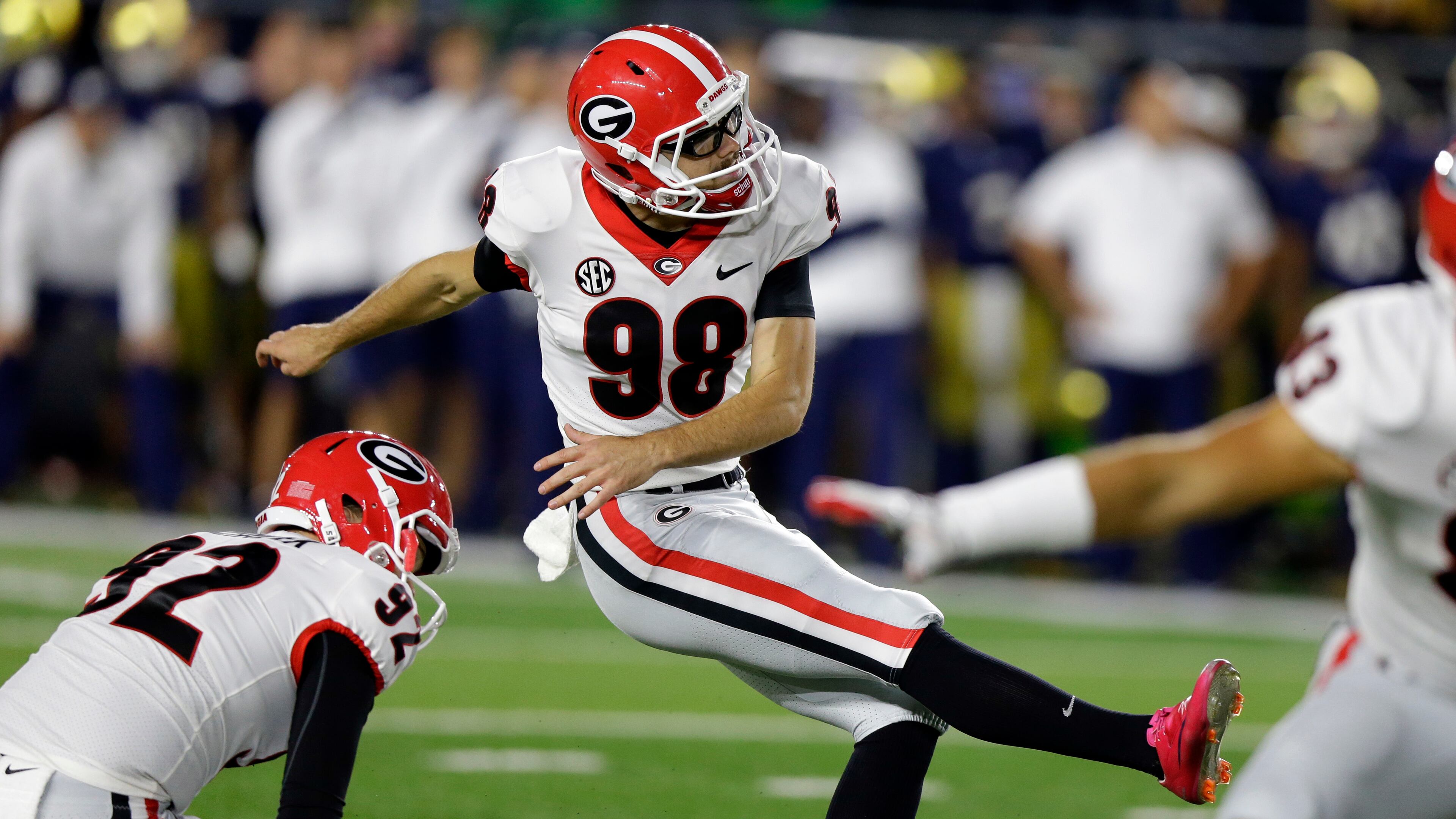 Georgia's Rodrigo Blankenship shows his strong leg on this field goal. (AP Photo/Michael Conroy)