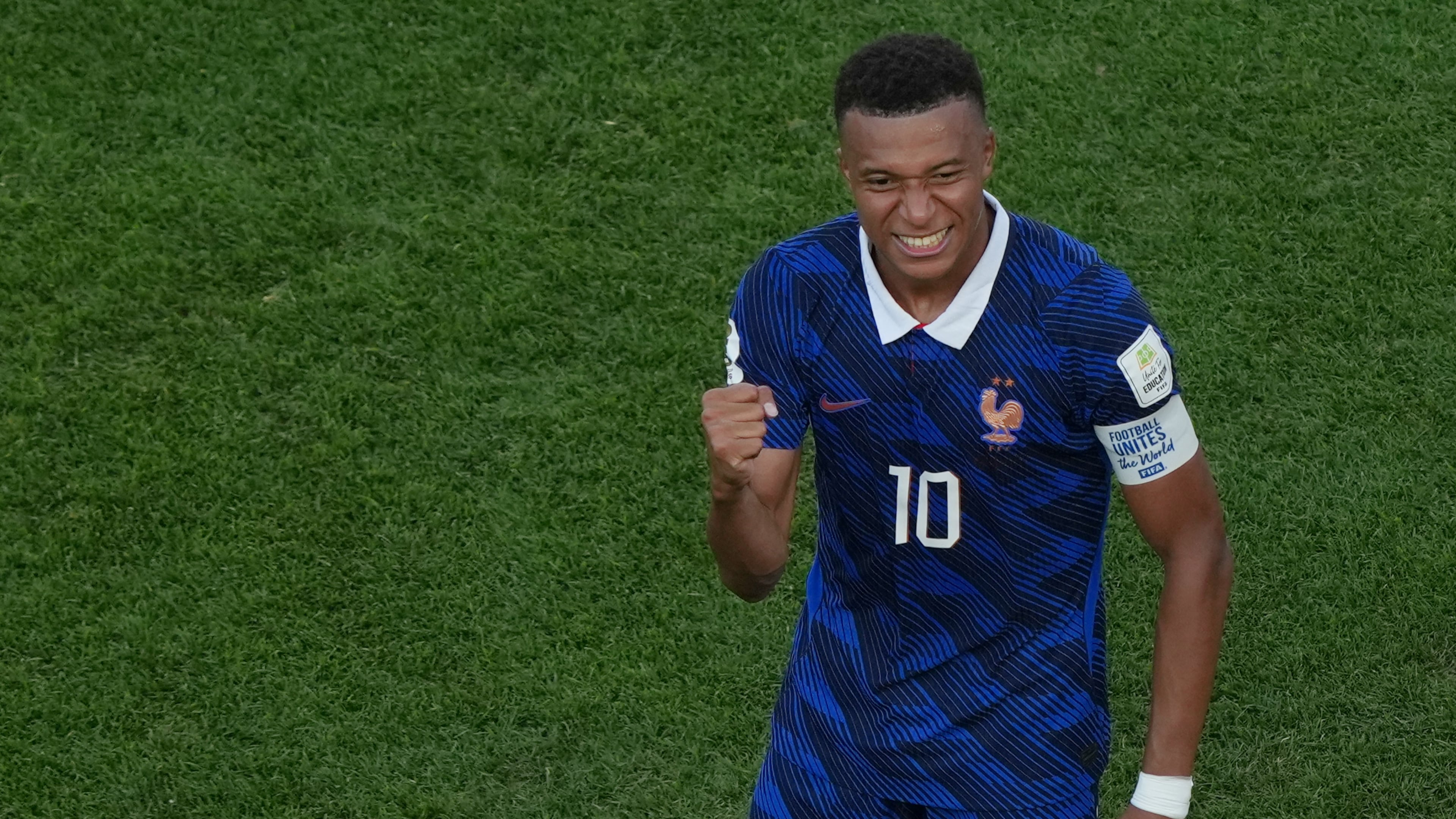France's Kylian Mbappe (10) reacts after the World Cup round of 16 soccer match between Paraguay and France in Philadelphia, Saturday, July 4, 2026. (AP Photo/Matt Rourke)