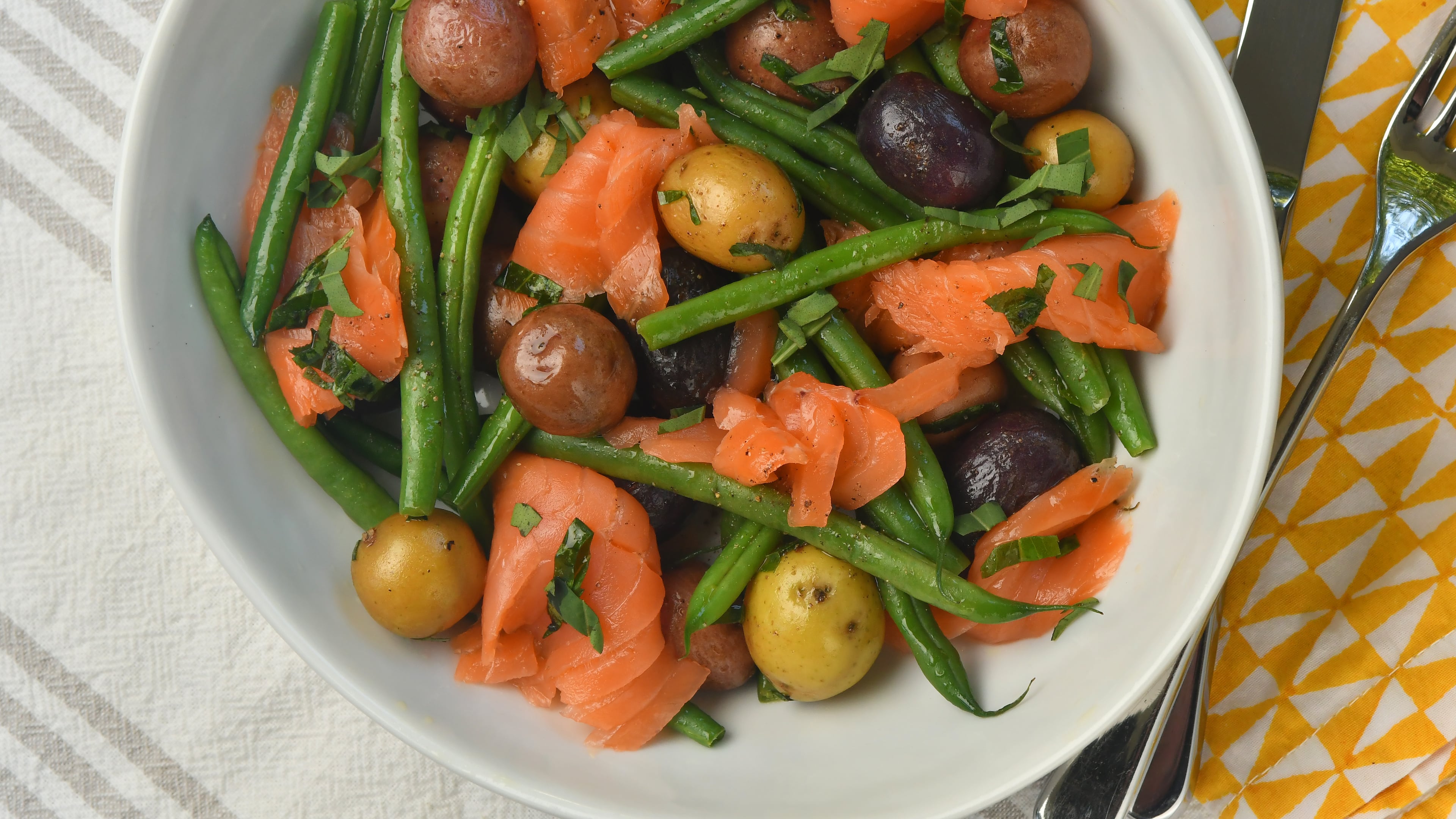 Nicoise-Style Smoked Salmon Salad.
(CHRIS HUNT FOR THE ATLANTA JOURNAL-CONSTITUTION)