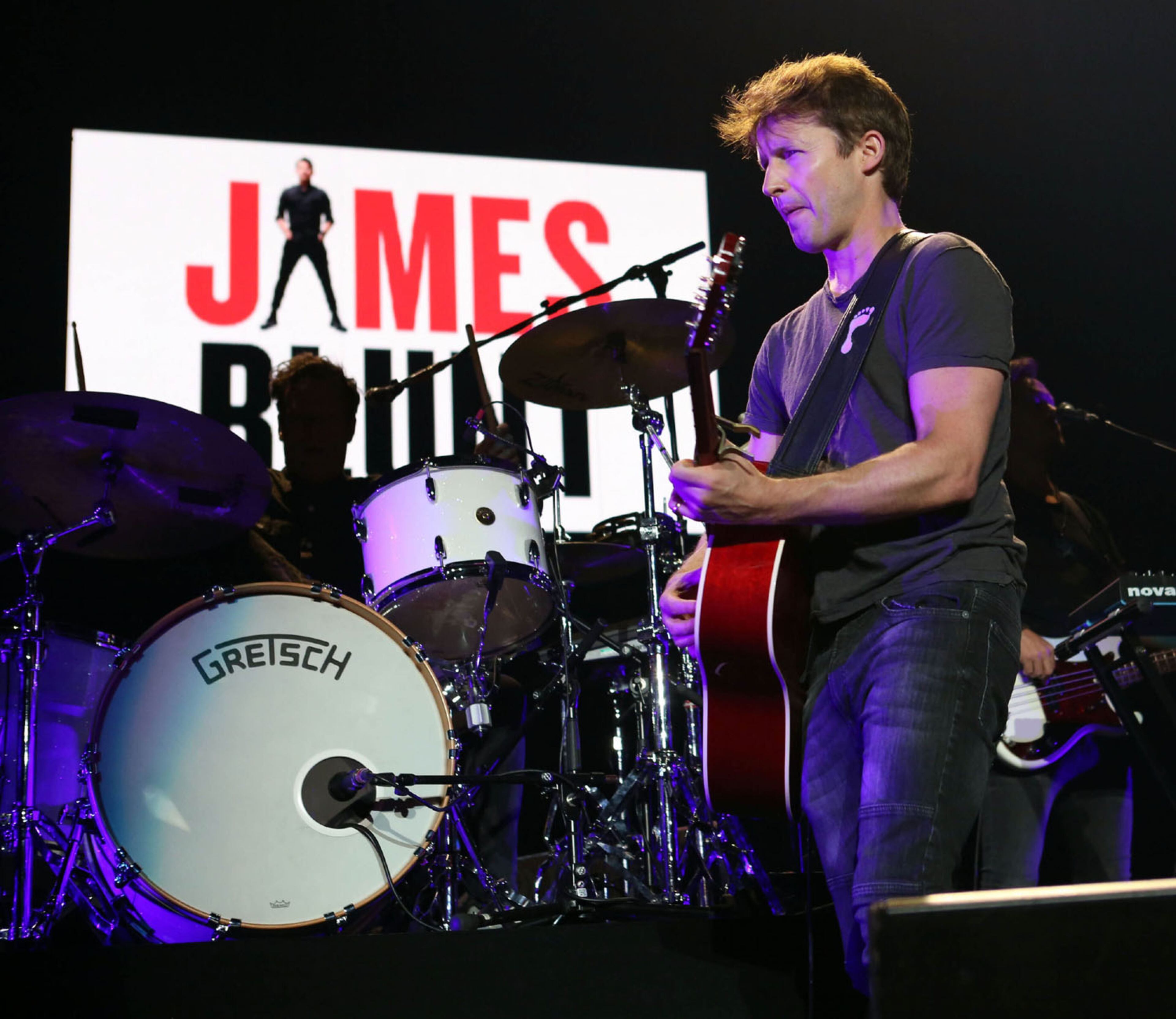#24 of #30. PLEASE KEEP IN SEQUENTIAL ORDER FOR THE CONTINUITY OF THE GALLERY.
-- James Blunt gets the crowd going.
British stars Ed Sheeran and James Blunt rocked the first of two sold out nights at Infinite Energy Center on Friday, August 25, 2017.
Robb Cohen Photography & Video /RobbsPhotos.com