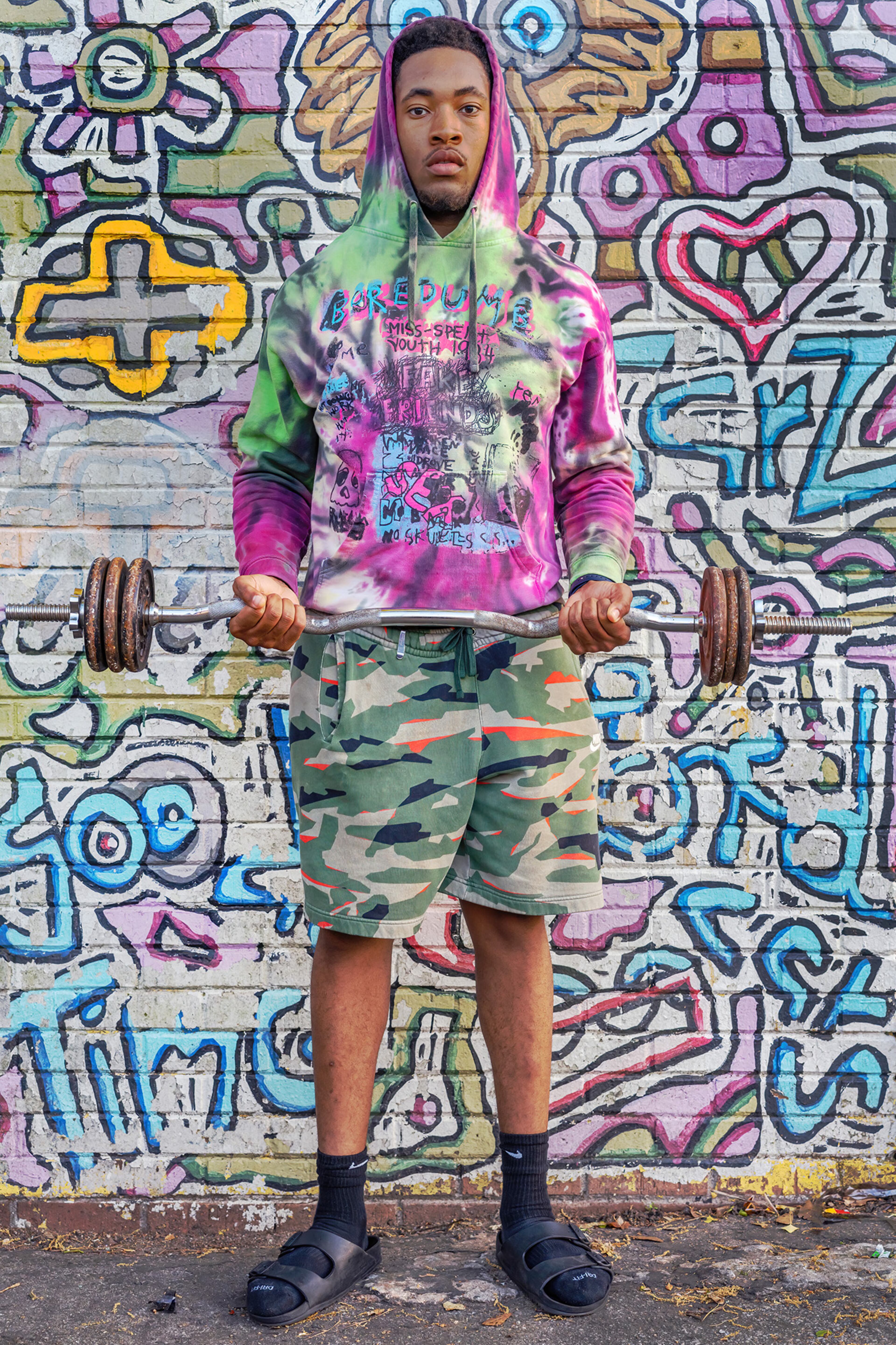 A photograph from Peter Essick's "Memorial Drive" project on view in a group show at Spalding Nix Fine Art.
(Courtesy of Spalding Nix Fine Art)