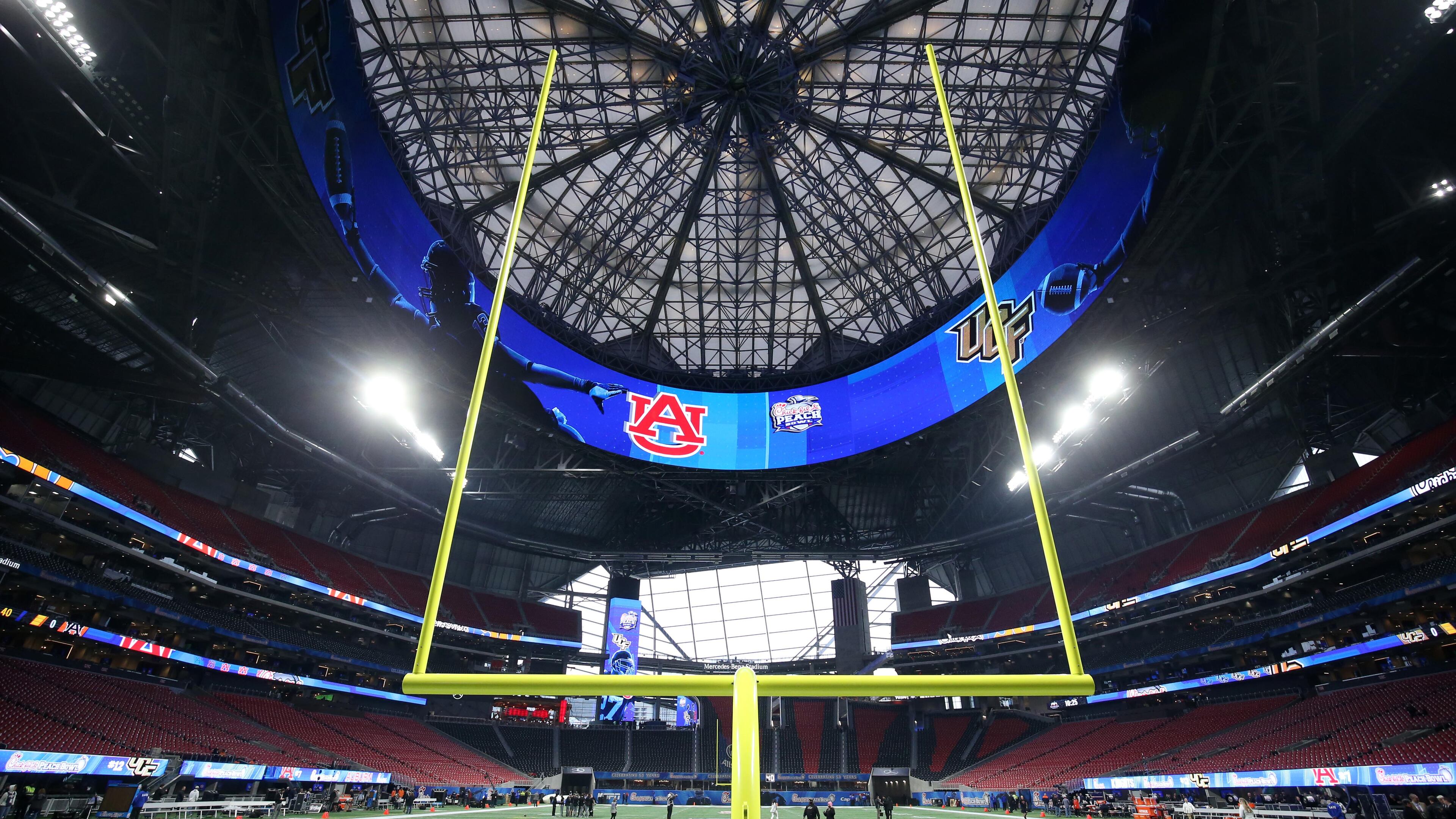 General view before the game between the UCF Knights and the Auburn Tigers during the Chick-fil-A Peach Bowl Monday, Jan. 1, 2018, in Atlanta.