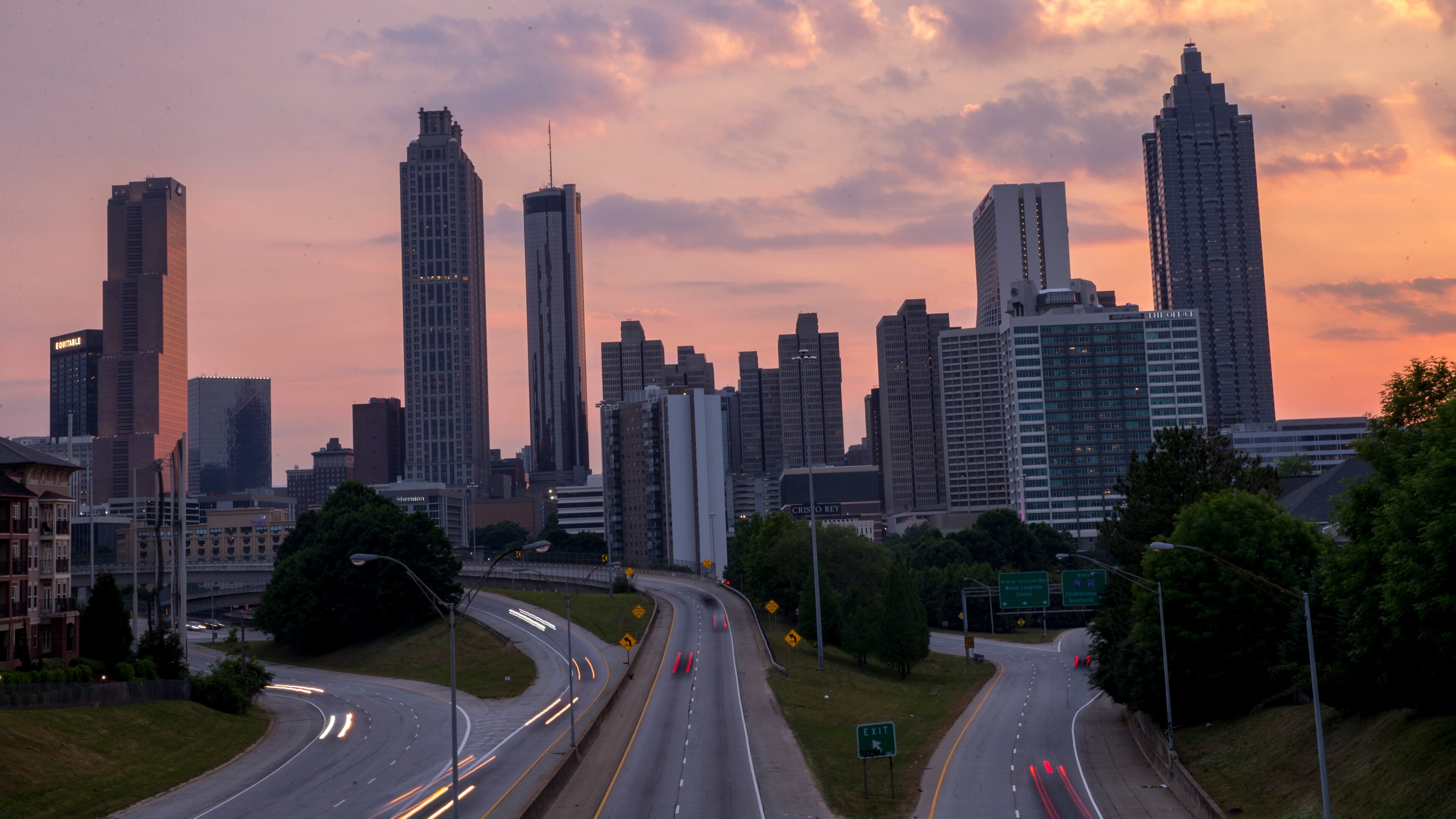 The sun sets along the downtown Atlanta skyline seen from the Jackson Street bridge, Monday, May 14, 2018. ALYSSA POINTER/ATLANTA JOURNAL-CONSTITUTION