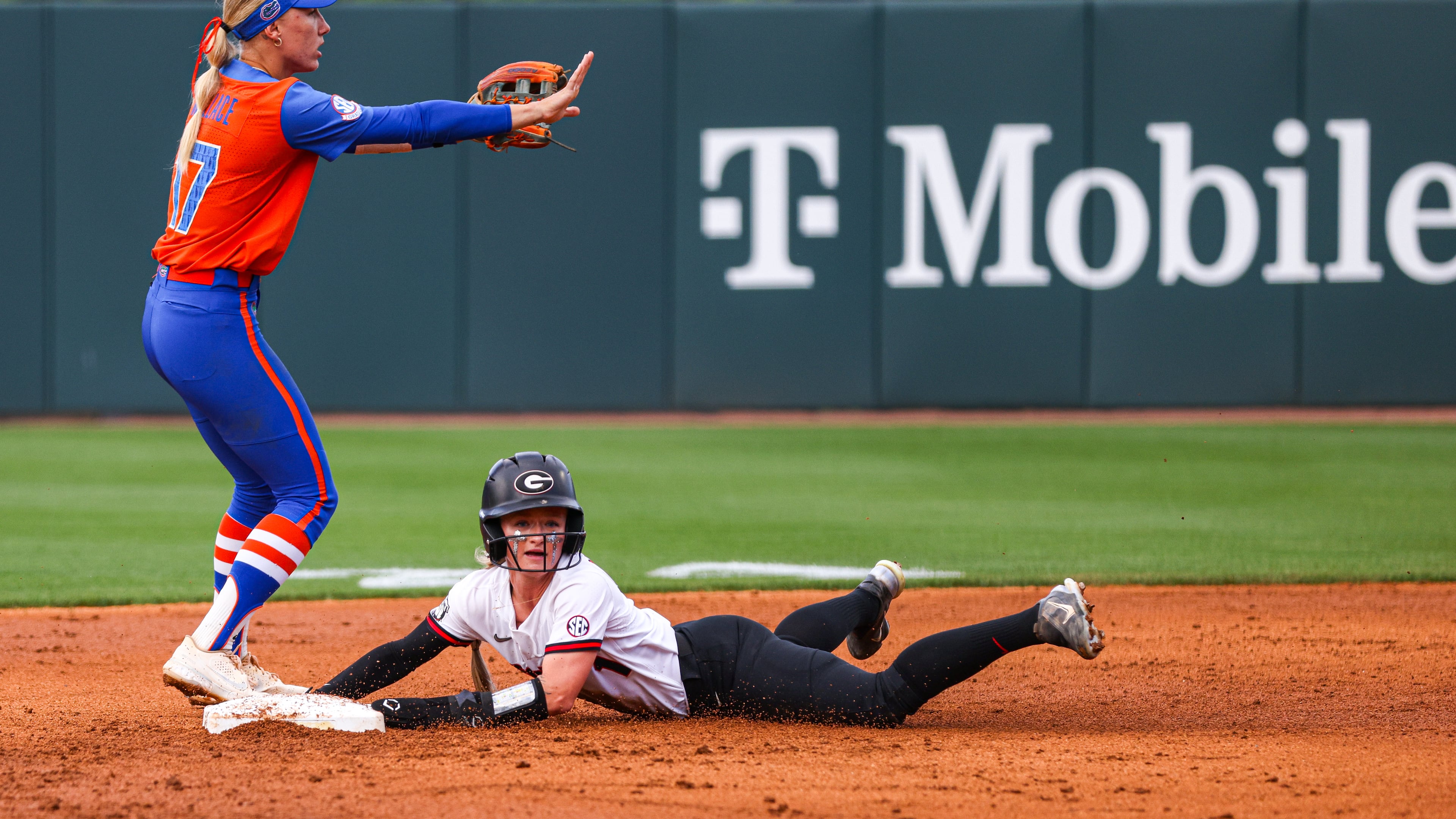 The Bulldogs’ win forces a third and decisive game that will be played Sunday in the NCAA softball tournament super regional in Gainesville, Fla. (Cassie Baker/UGAAA 2024)
