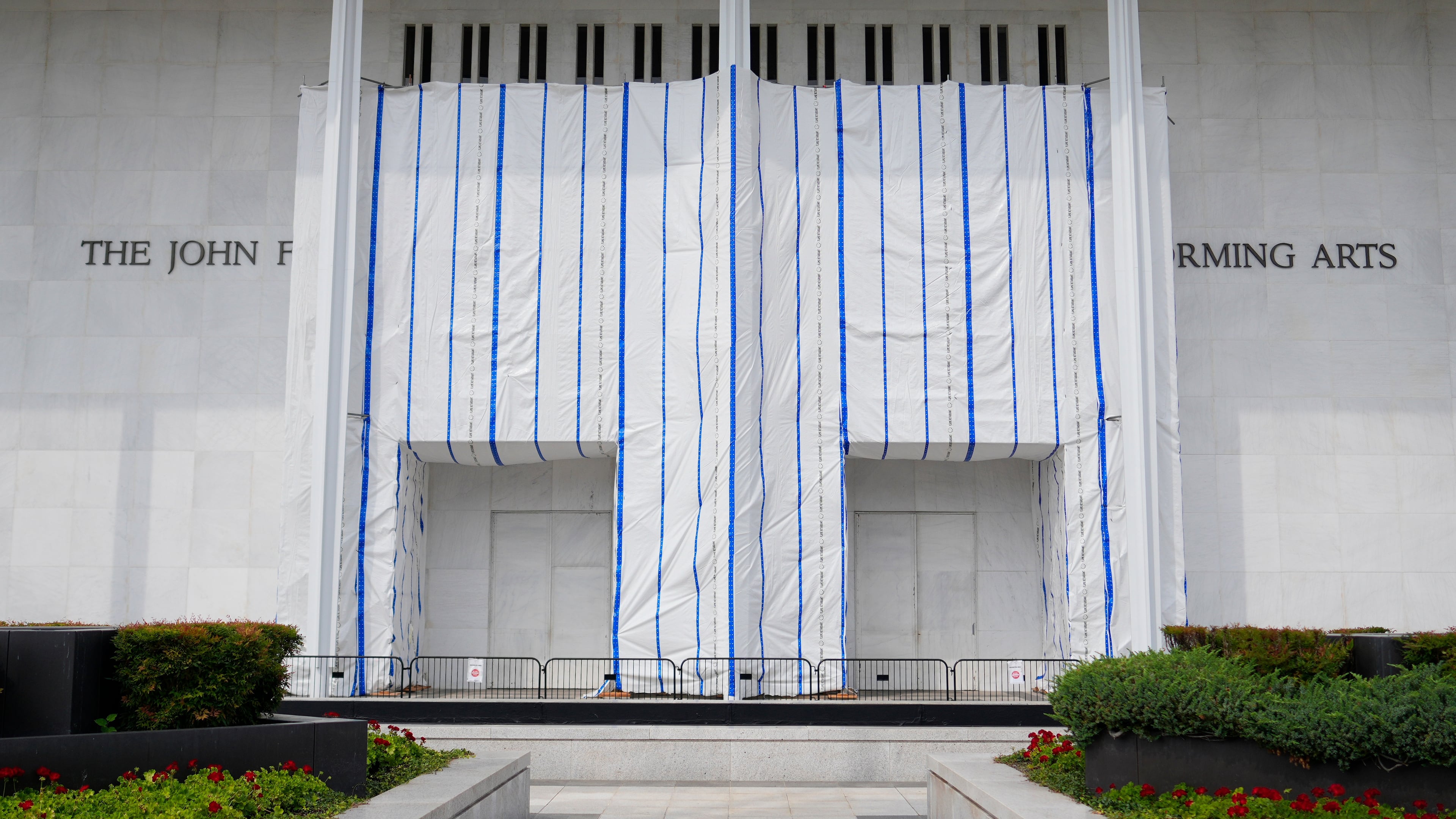 The exterior of the Kennedy Center is seen, Thursday, Aug. 27, 2026 in Washington. (Photo/Pablo Martinez Monsivais)