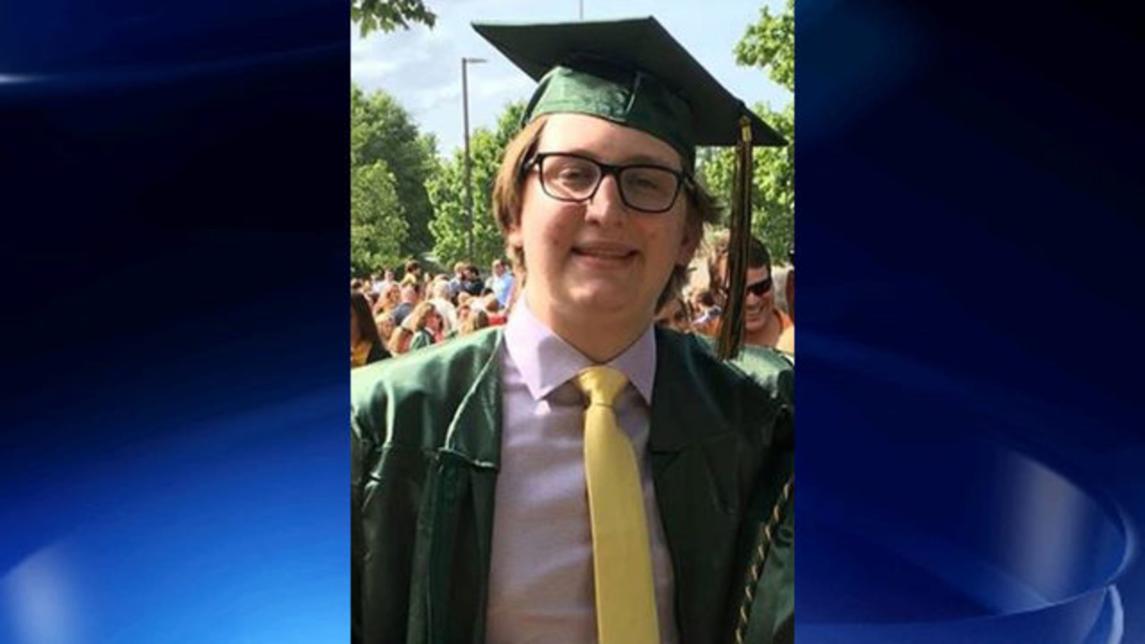 <p>Max Gruver, from Roswell, died overnight after he was rushed to a hospital on LSU's campus.</p>