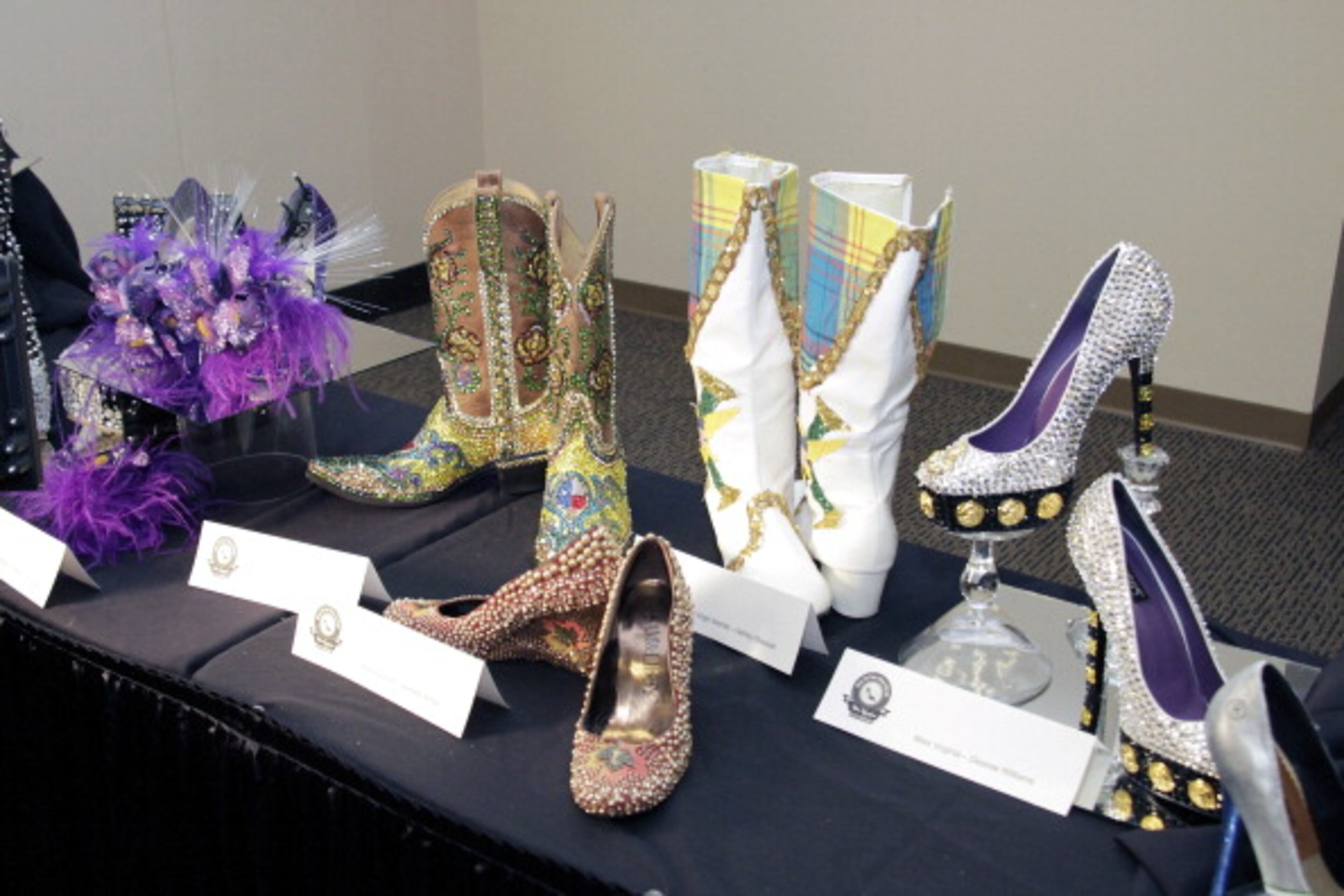 ATLANTIC CITY, NJ - SEPTEMBER 10: Miss America contestants parade shoes were presented to those who attends 2014 Miss America News Conference And Parade Shoes Unveilign at Atlantic City Boardwalk Hall on September 10, 2013 in Atlantic City, New Jersey. (Photo by Donald Kravitz/Getty Images)