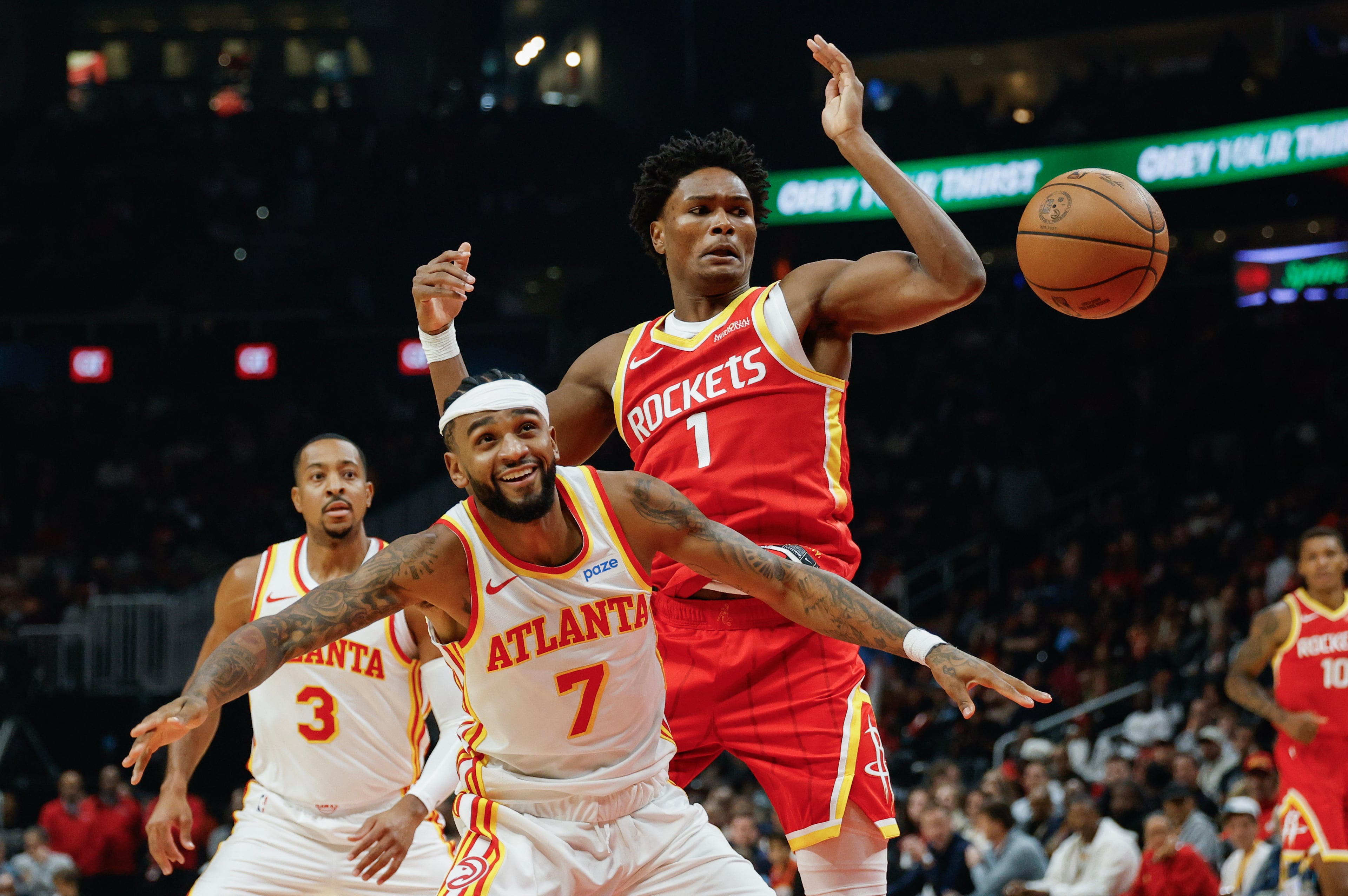 Rockets Hawks Basketball
