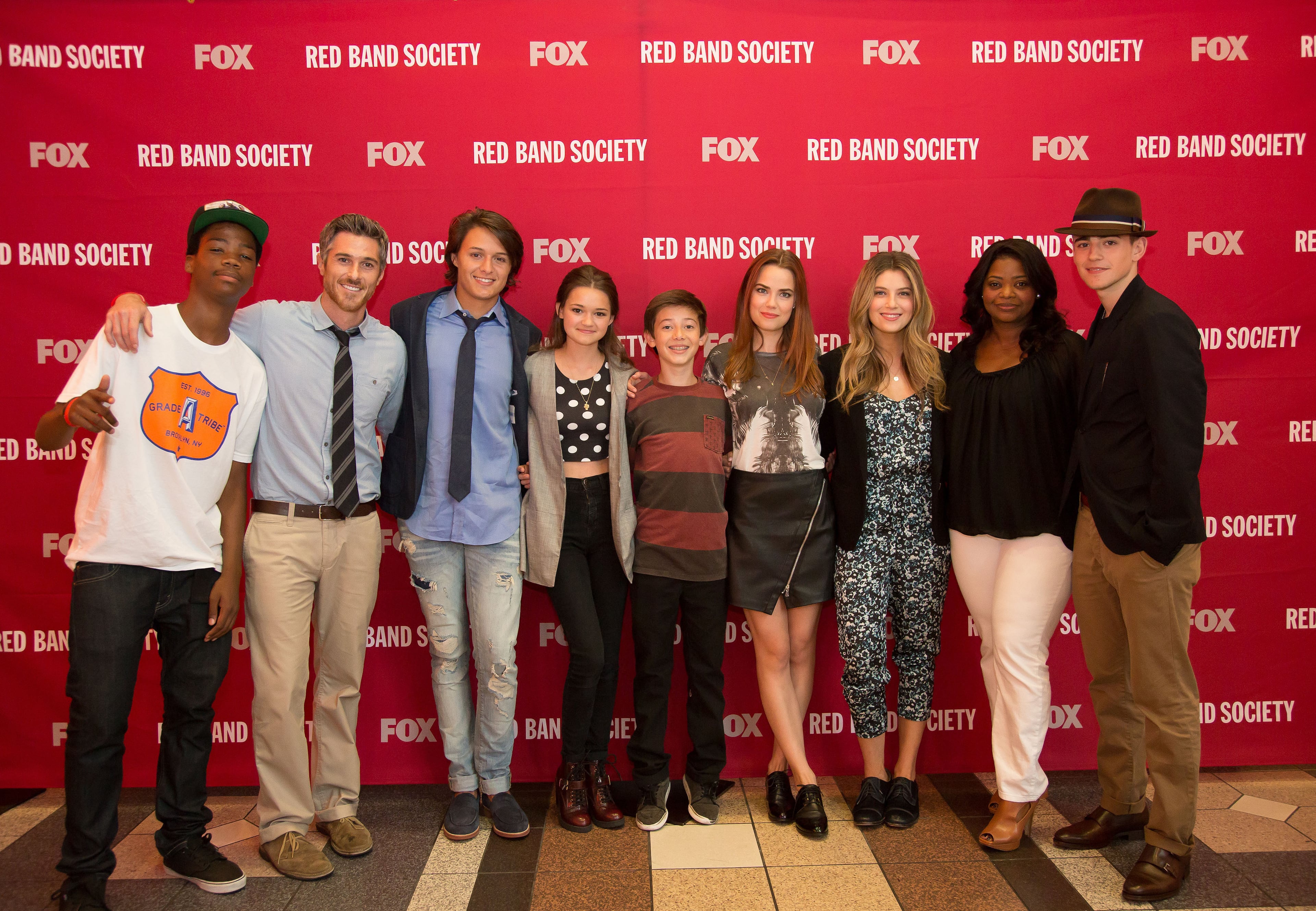 RED BAND SOCIETY: The cast of RED BAND SOCIETY greet fans at a special screening and Q&A on Thursday, July 10 in Atlanta, GA. Pictured L-R: Astro, Dave Annable, Nolan Sotillo, Ciara Bravo, Griffin Gluck, Rebecca Rittenhouse, Zoe Levin, Octavia Spencer and Charlie Rowe. ©2014 Fox Broadcasting Co. CR: Anette Brown/FOX RED BAND SOCIETY: The cast of RED BAND SOCIETY greet fans at a special screening and Q&A on Thursday, July 10 in Atlanta, GA. Pictured L-R: Astro, Dave Annable, Nolan Sotillo, Ciara Bravo, Griffin Gluck, Rebecca Rittenhouse, Zoe Levin, Octavia Spencer and Charlie Rowe. ©2014 Fox Broadcasting Co. CR: Anette Brown/FOX