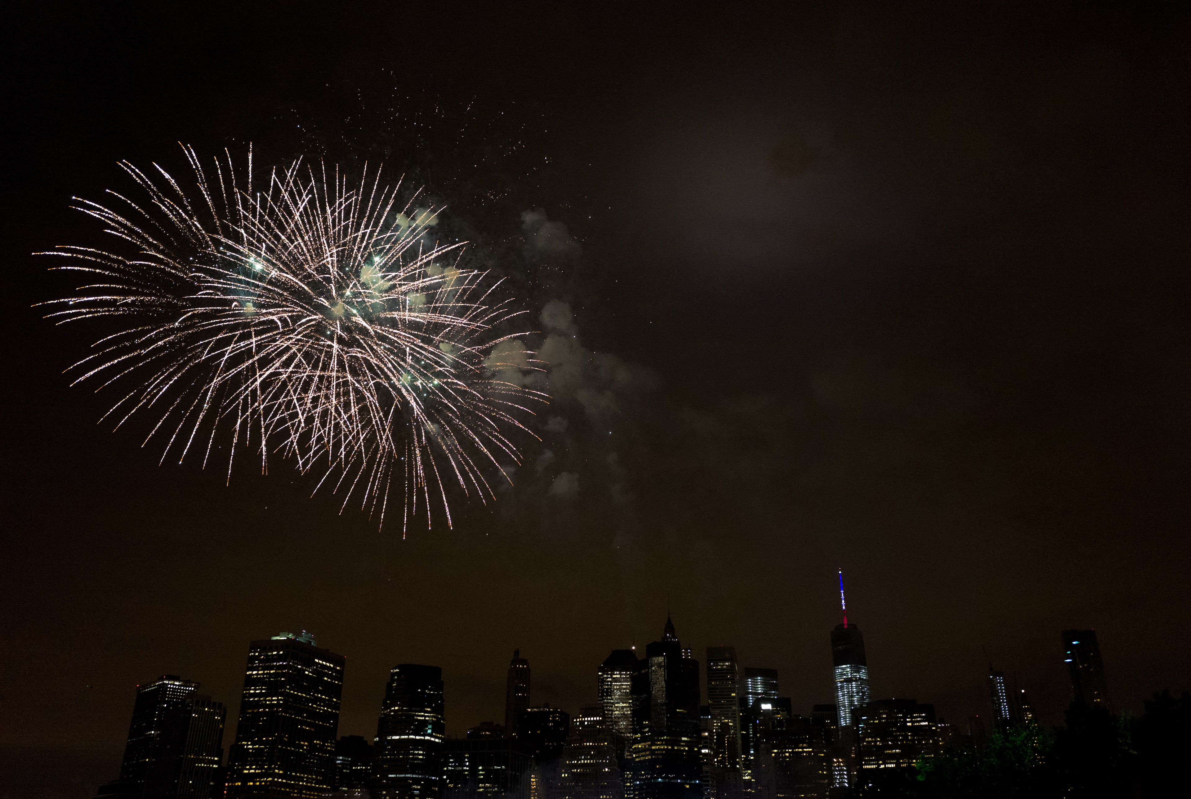 NEW YORK, NY - JULY 4: The Macy's Fourth of July Fireworks are seen from Brooklyn Bridge Park on July 4, 2015 in the Brooklyn borough of New York City. The celebrations mark the nation's 239th Independence Day. (Photo by Andrew Renneisen/Getty Images)