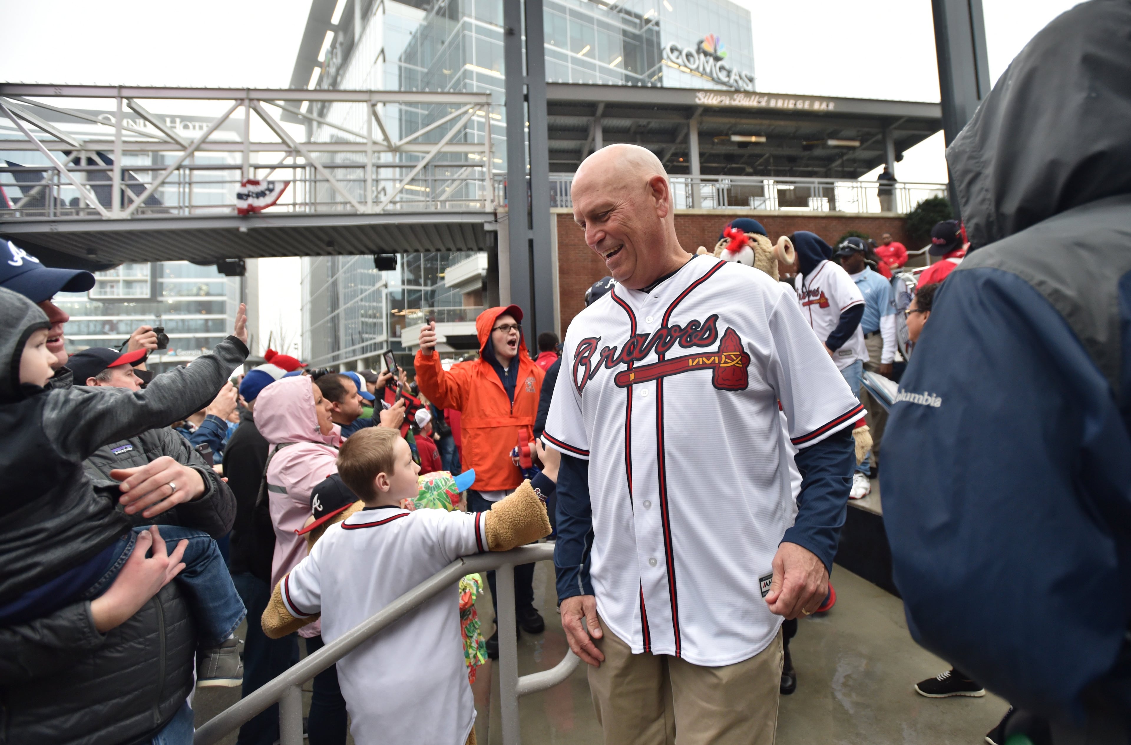 January 19, 2019 Atlanta - Atlanta Braves manager Brian Snitker greets fans as he and players kick off Atlanta Braves 2019 Chop Fest with Leadoff Chop Rally at Plaza Splash Pad in The Battery Atlanta on Saturday, January 19, 2019. The Braves' annual Chop Fest fan event was hold Saturday at SunTrust Park and and The Battery Atlanta. Activities include baseball clinics, autograph sessions, photo opportunities with players, interactive attractions, live entertainment and Q&A sessions. HYOSUB SHIN / HSHIN@AJC.COM