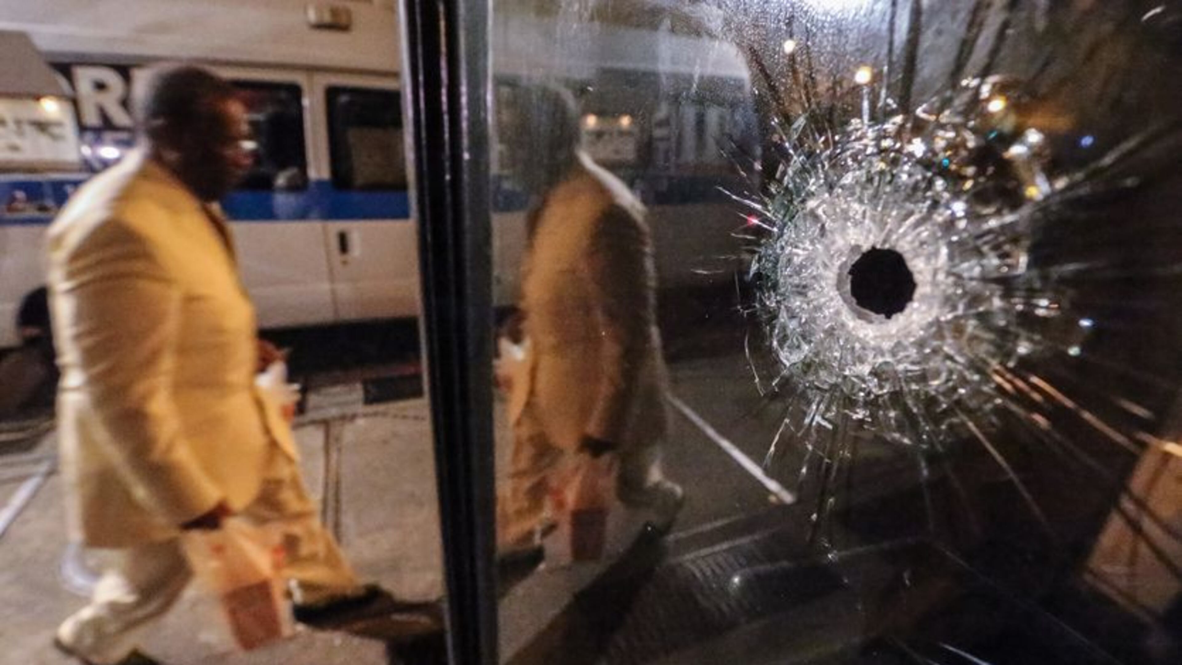 Investigators called out to investigate a shooting in the area of 75 Poplar Street NW found four people shot Wednesday, Feb. 24, 2016. JOHN SPINK/ JSPINK@AJC.COM