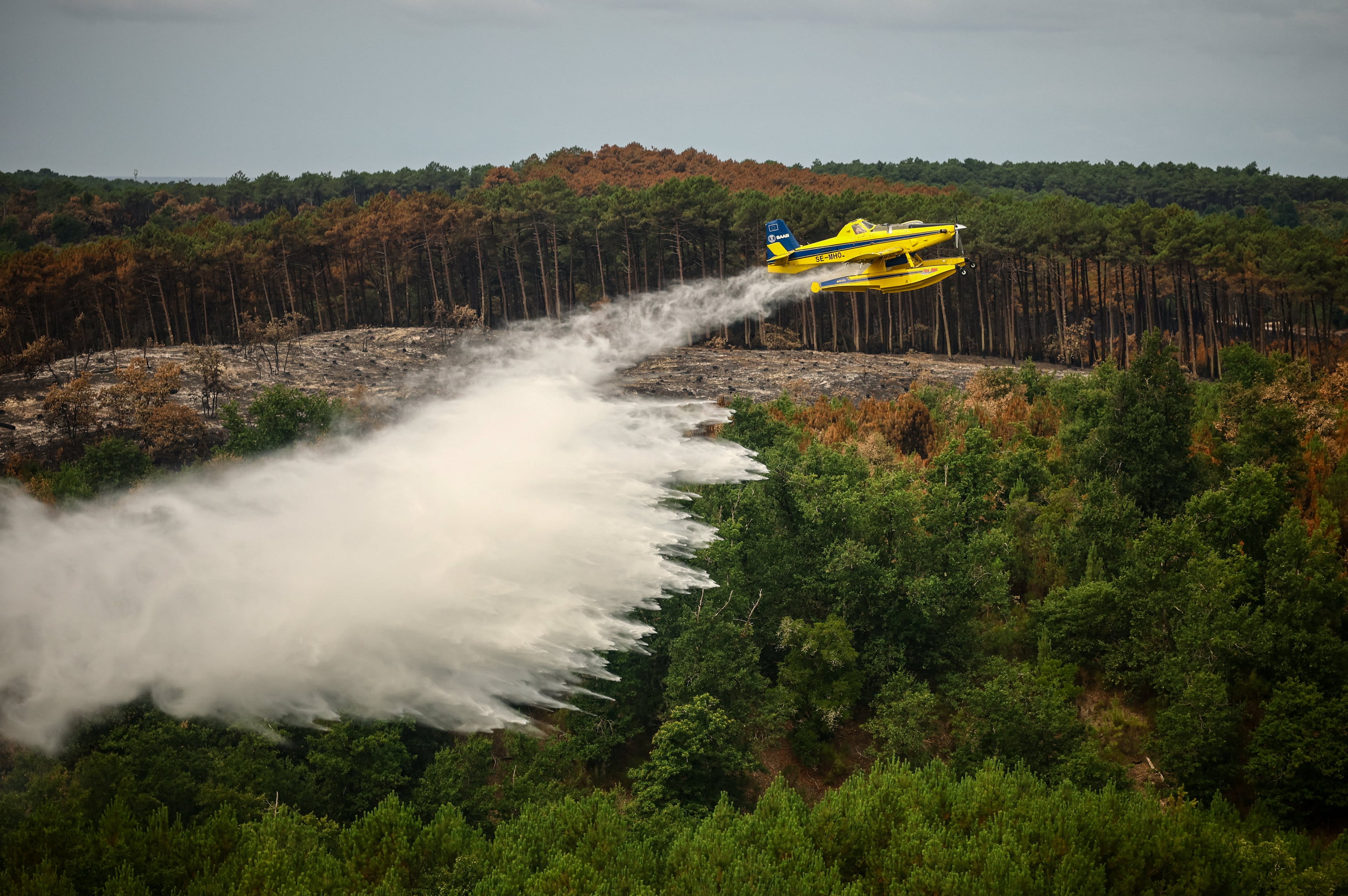 APTOPIX France Wildfires
