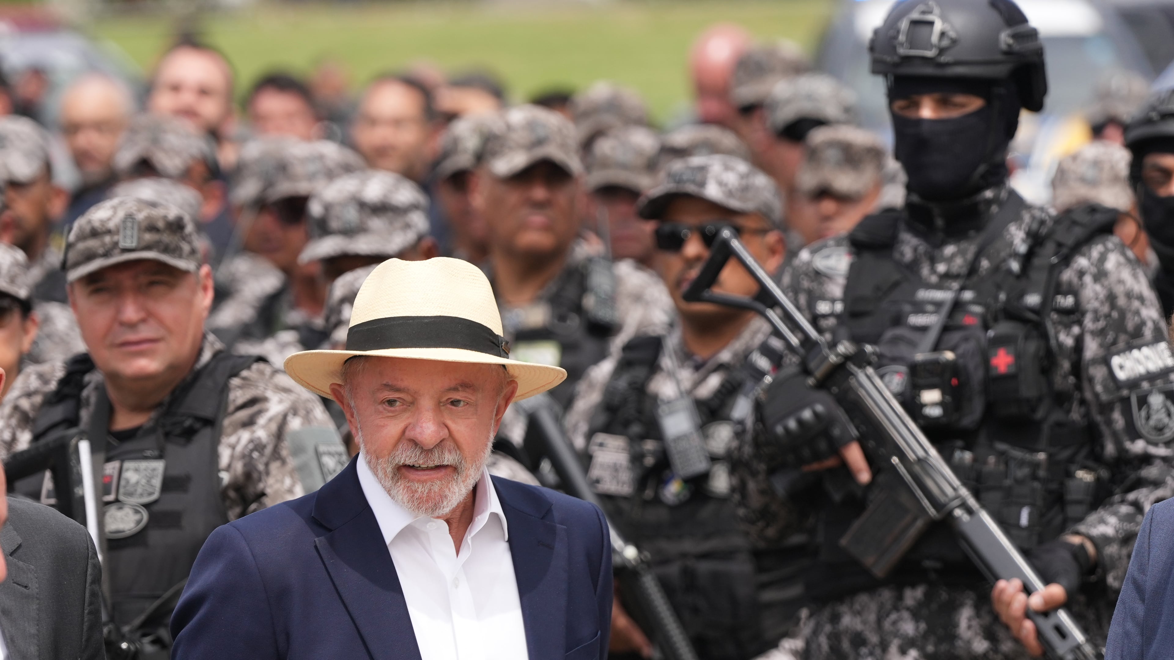 Brazilian President Luiz Inacio Lula da Silva arrives for a ceremony to announce a new security plan to combat organized crime in Rio de Janeiro, Friday, Sept. 18, 2026. (AP Photo/Silvia Izquierdo)