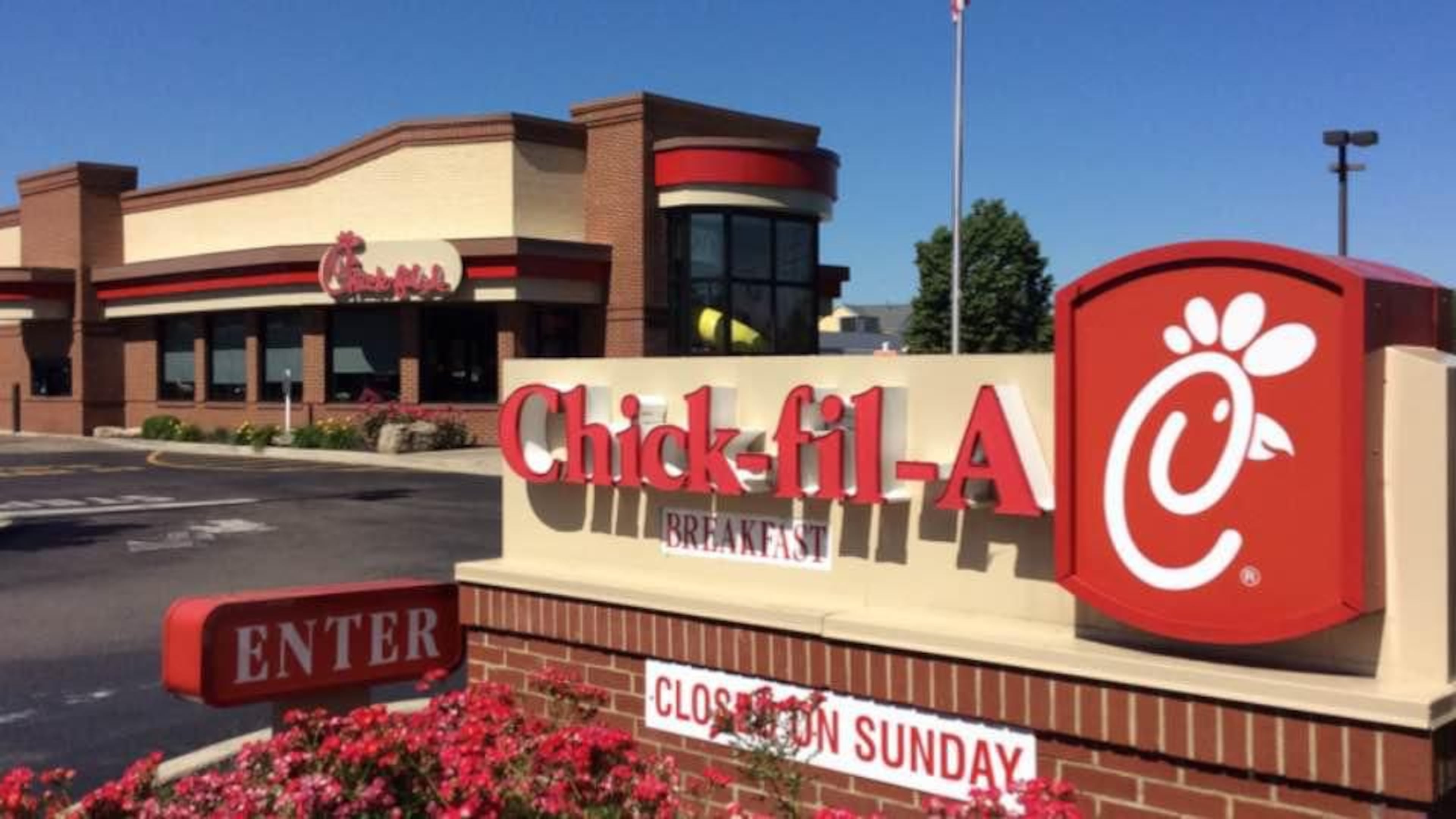 The restaurant is closing after an employee tested positive for COVID-19, the disease caused by coronavirus.