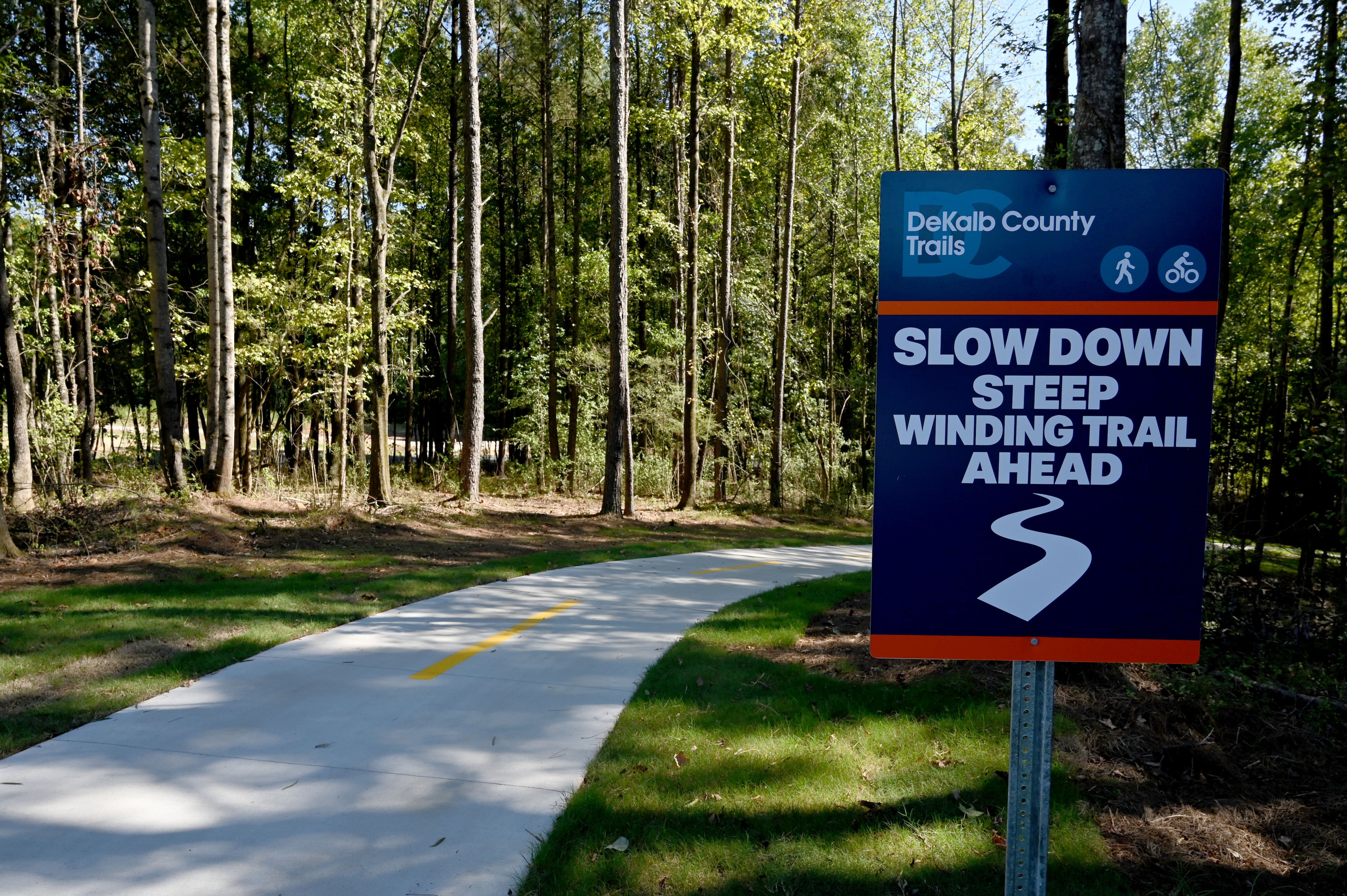 A newly paved trail at Intrenchment Creek at Michelle Obama Park in unincorporated DeKalb County on Tuesday, Sept. 29, 2026. (Hyosub Shin/AJC)