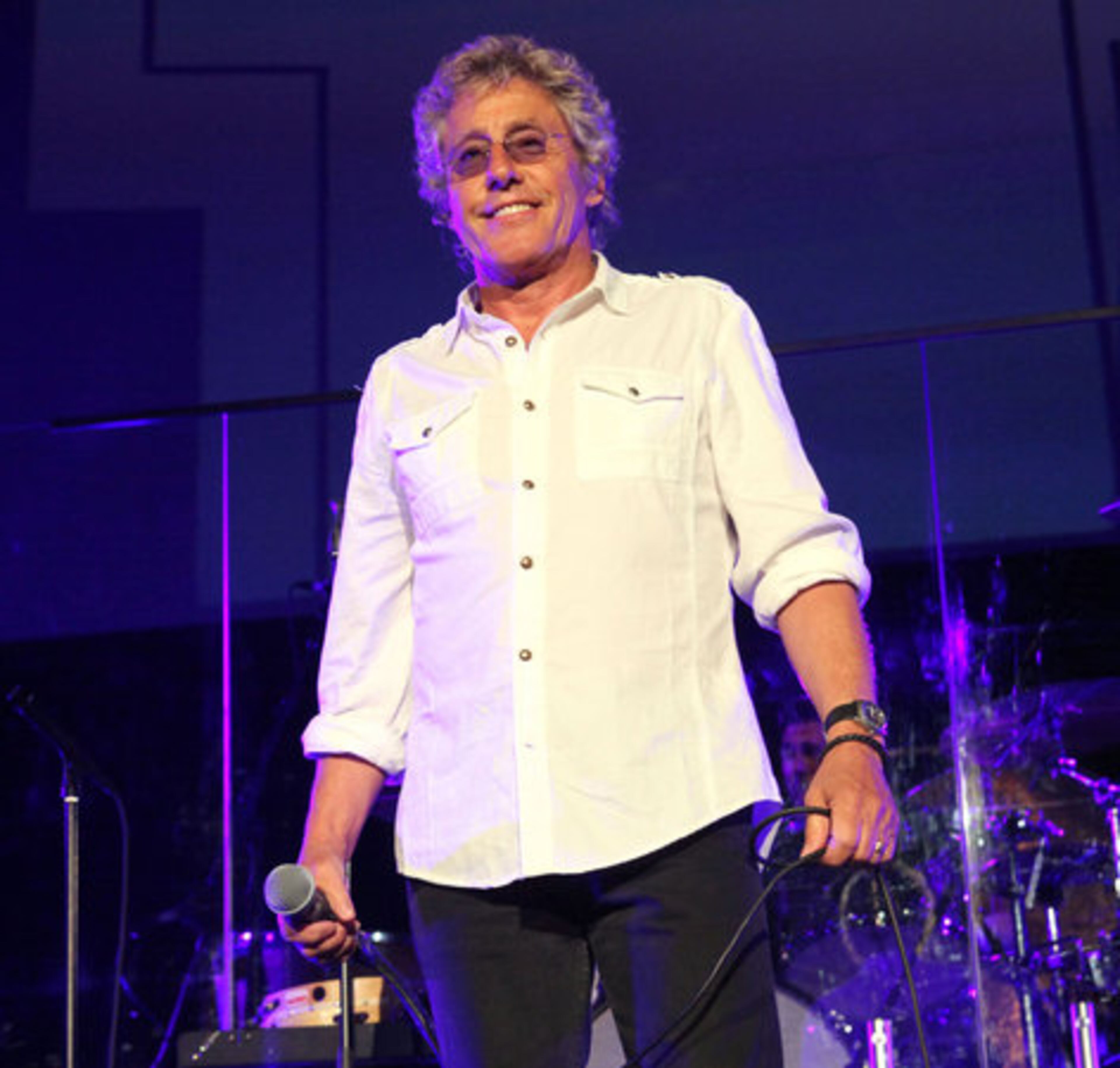 Rock legend Roger Daltrey takes a moment to flash a smile at the crowd.