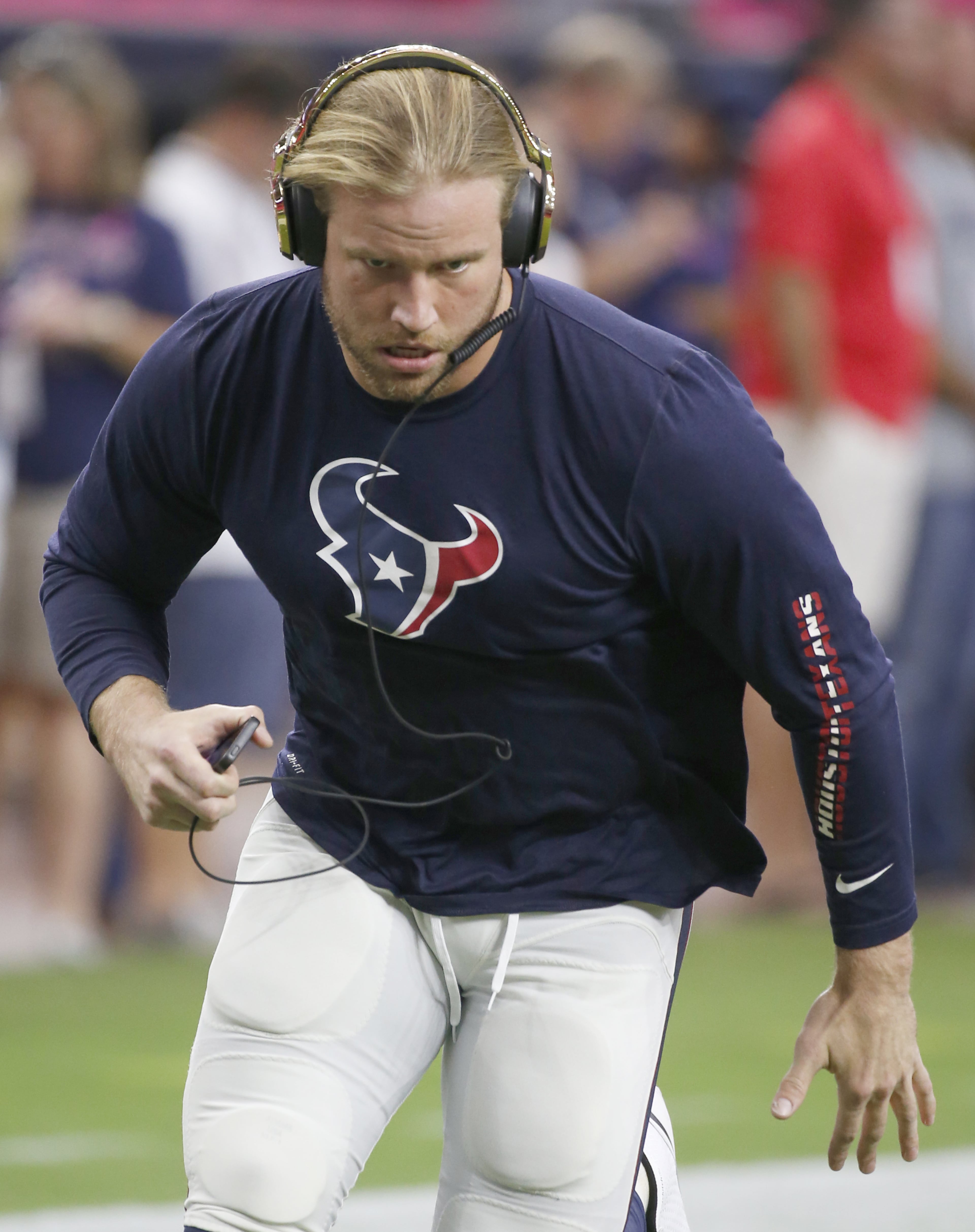 Brooks Reed #58 of the Houston Texans warms up. (Photo by Scott Halleran/Getty Images)