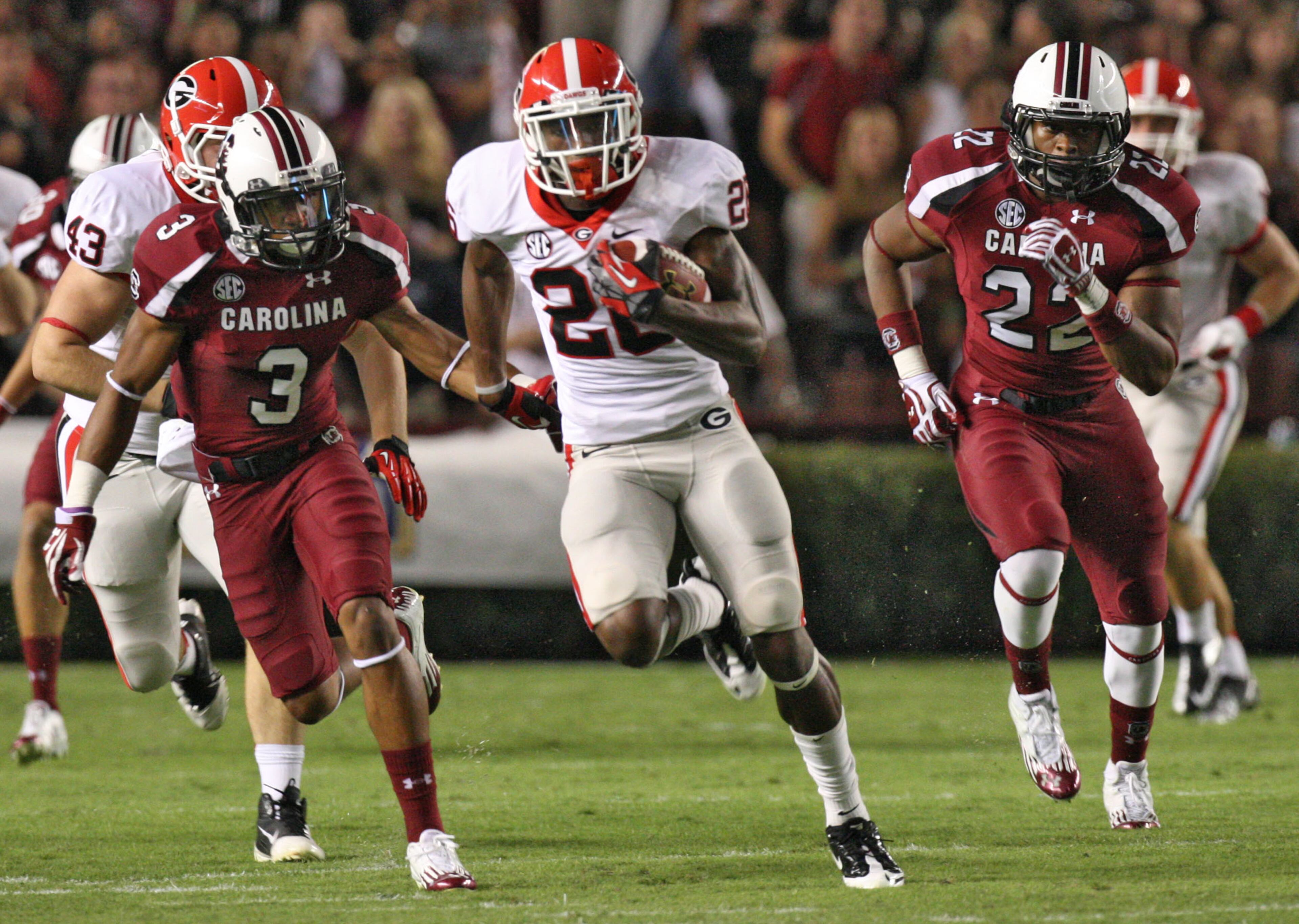 Mitchell had a solid all-around game against South Carolina with three catches for 52 yards and two kickoff returns for 71 yards.