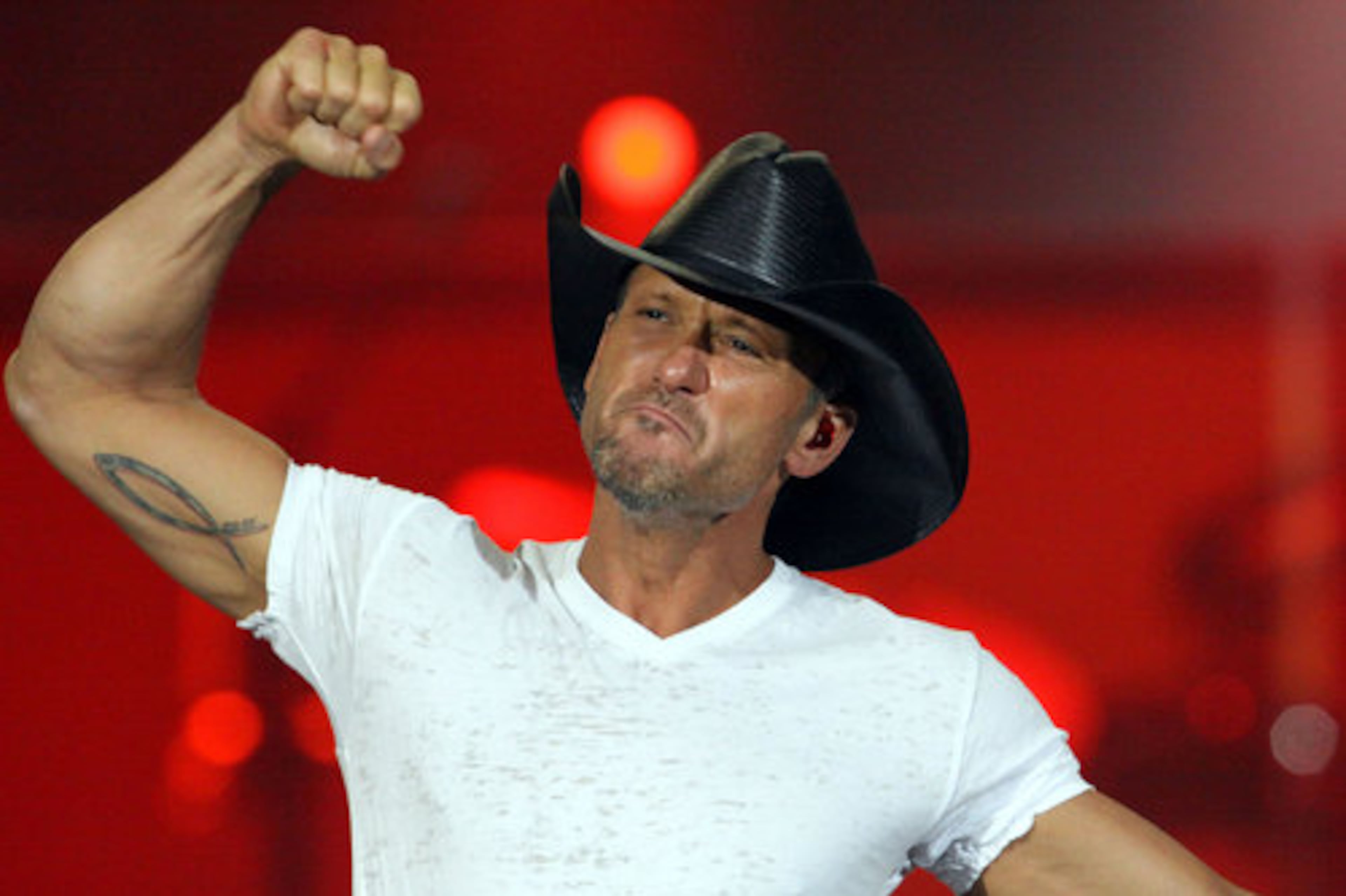 McGraw sounded strong throughout his 90-minute set.