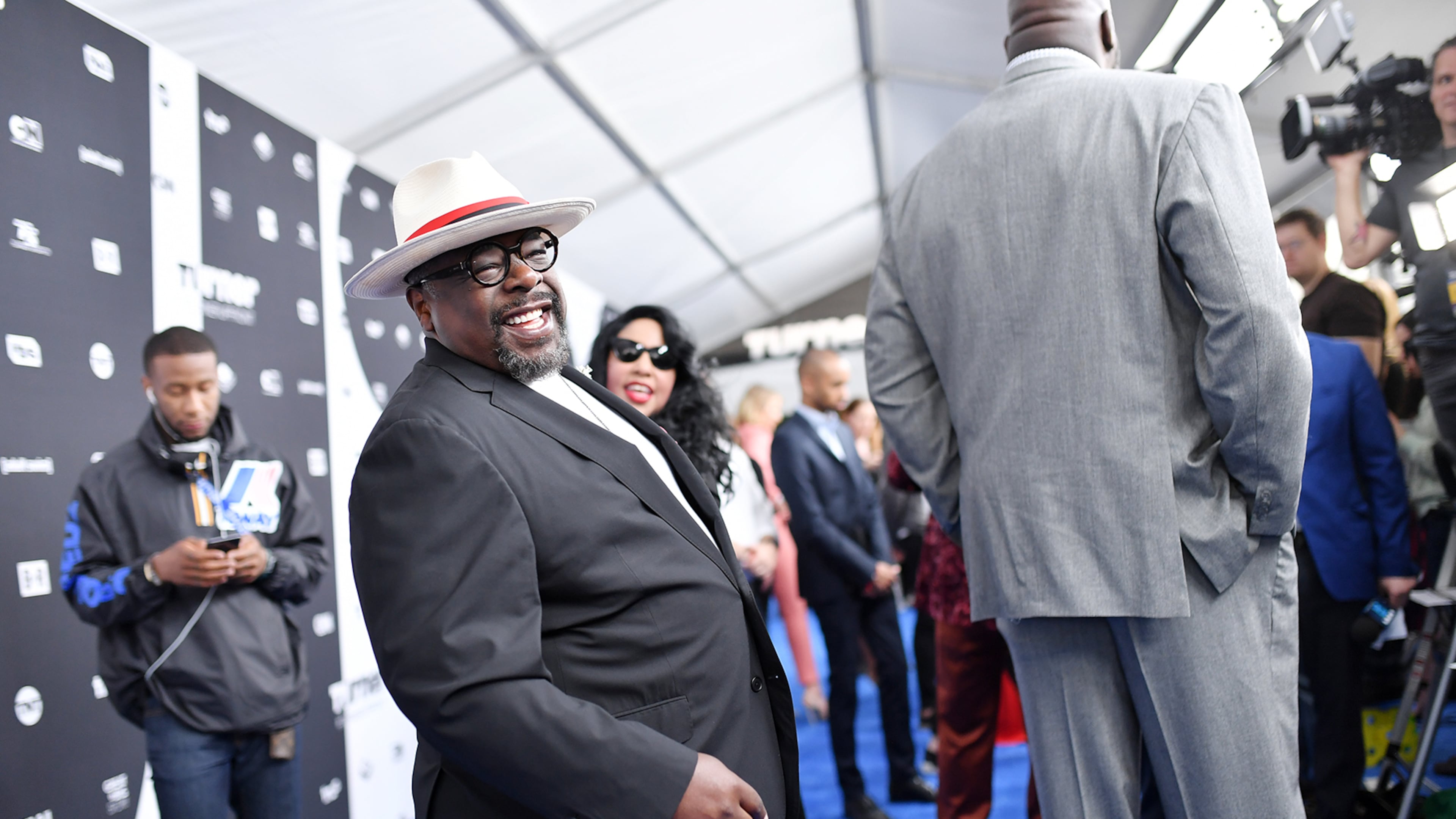 NEW YORK, NY - MAY 16: Cedric The Entertainer attends the Turner Upfront 2018 arrivals on the red carpet at The Theater at Madison Square Garden on May 16, 2018 in New York City. 376296 (Photo by Mike Coppola/Getty Images for Turner)