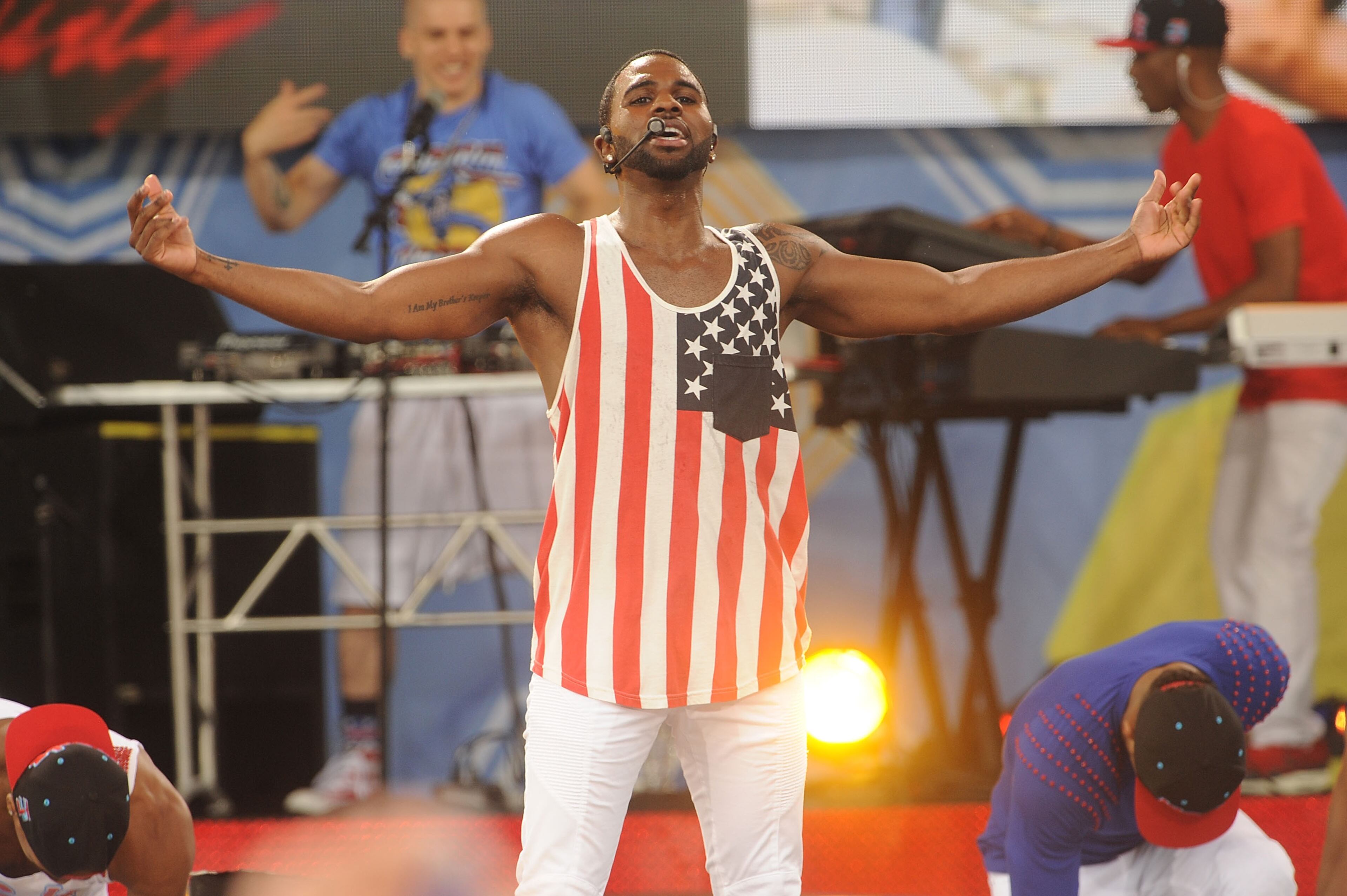 NEW YORK, NY - JULY 04: Singer Jason Derulo performs On ABC's "Good Morning America" at Rumsey Playfield, Central Park on July 4, 2014 in New York City. (Photo by Brad Barket/Getty Images)