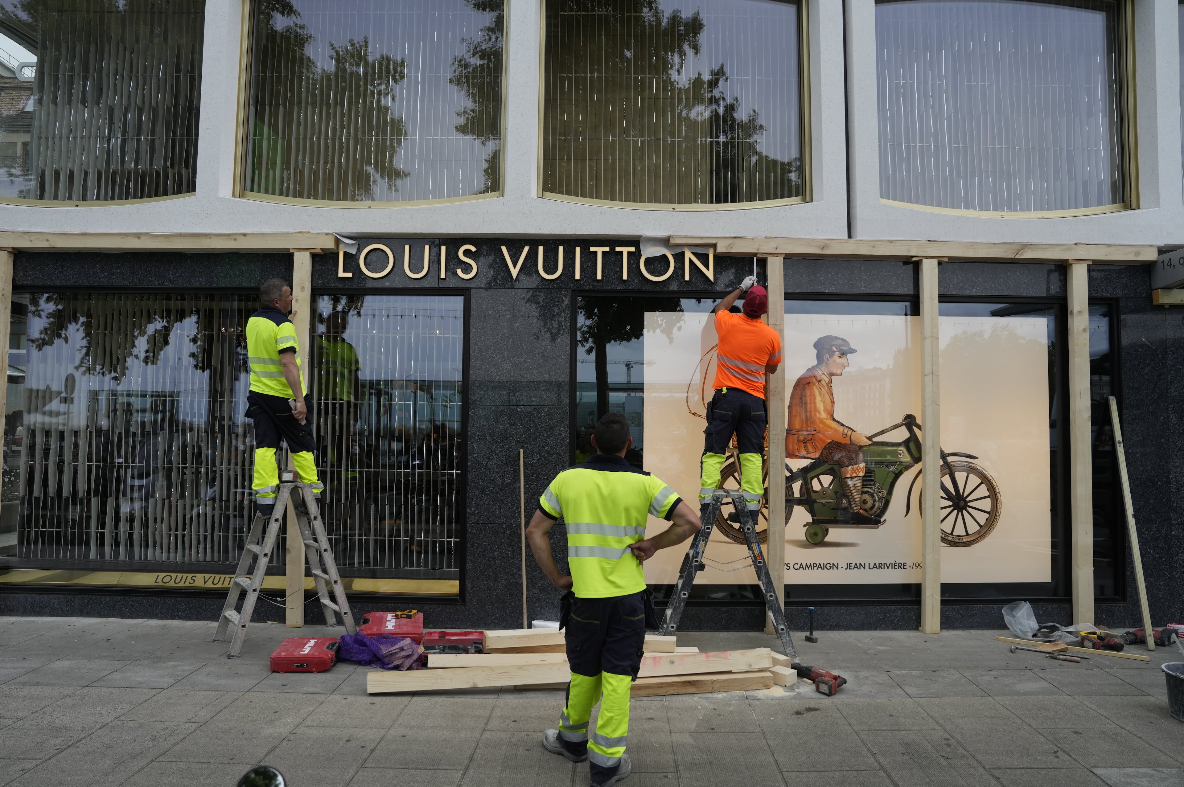 Switzerland France G7 Security