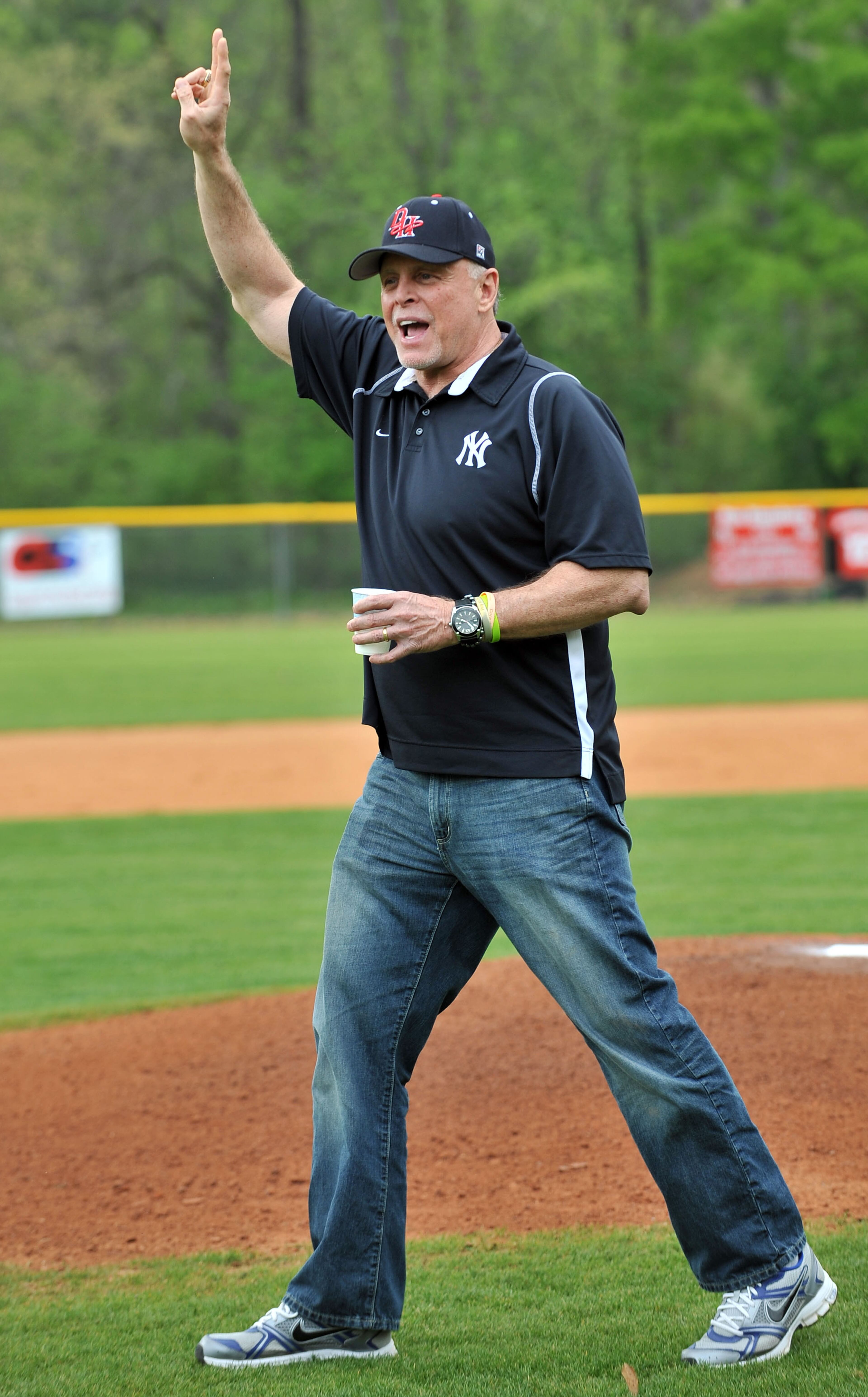 Ron Blomberg remained with the Yankees until 1977, but played in only 400 games over seven seasons because of injuries. He tried to come back from knee surgery with the White Sox in ’78, but retired after hitting .231 with five homers and 22 RBIs in 61 games.