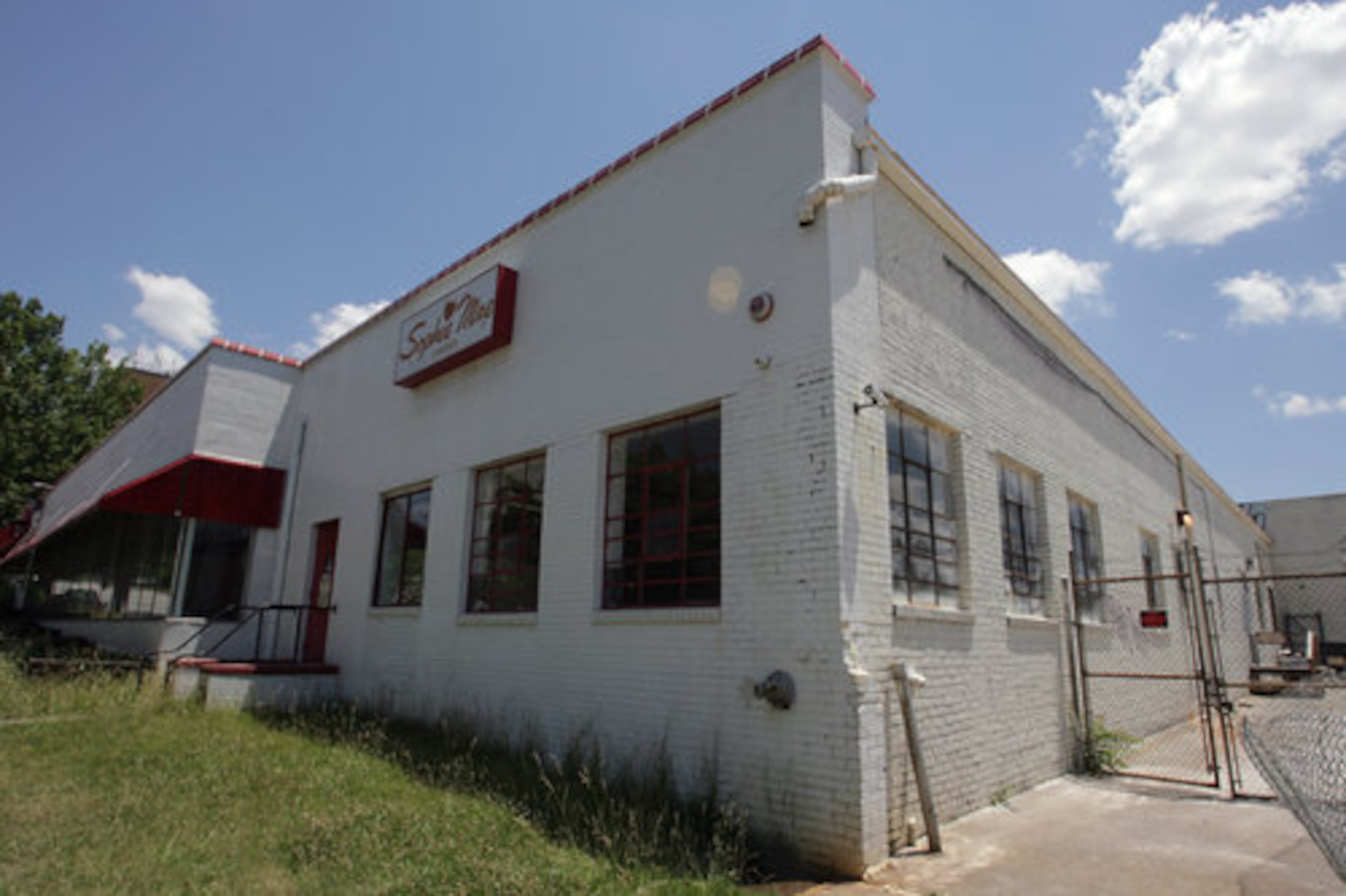 The Sophie Mae Candy factory on North Avenue is closed for good.