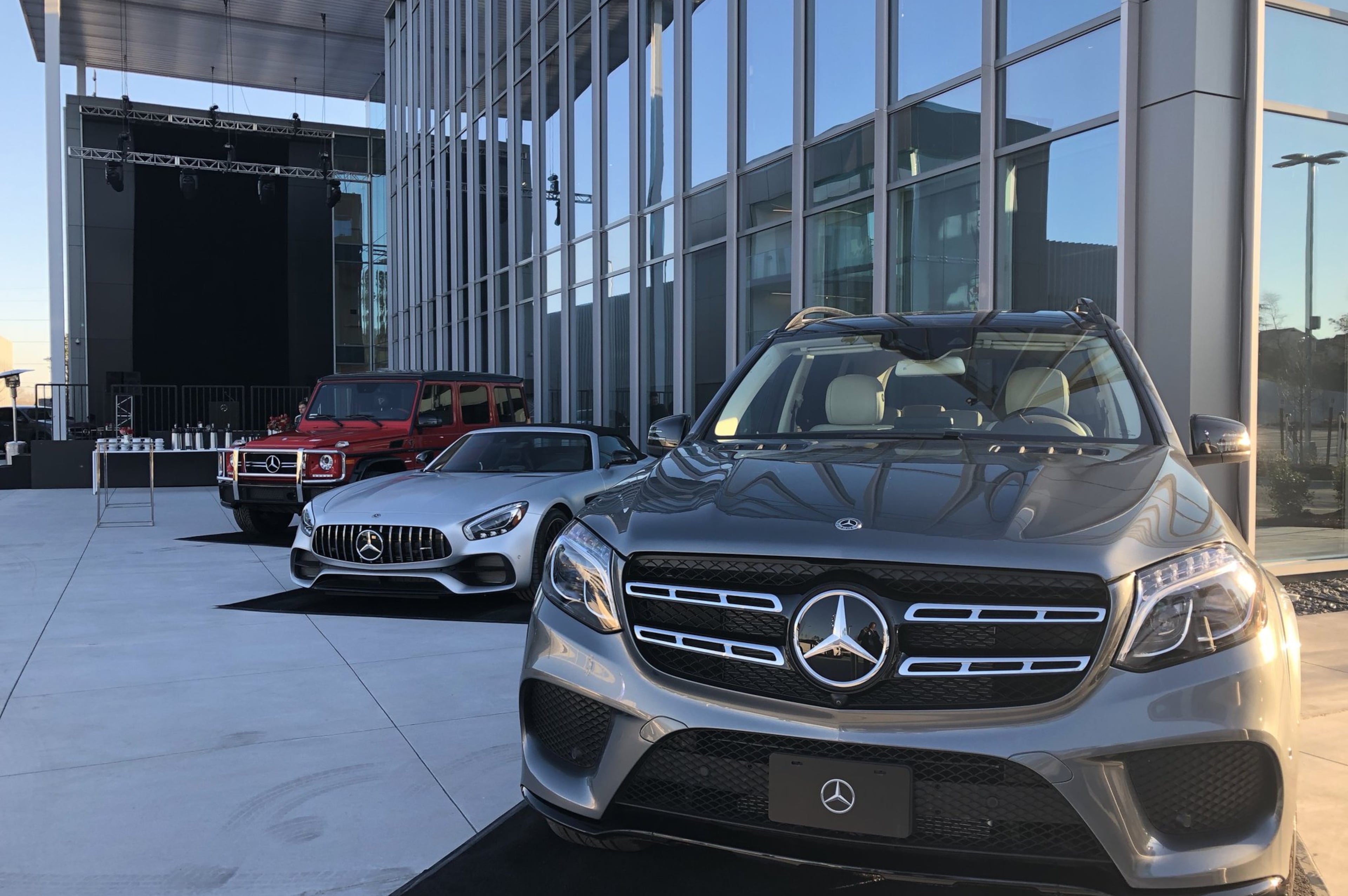 Mercedes-Benz offers kitchen, vans, support to help feed needy