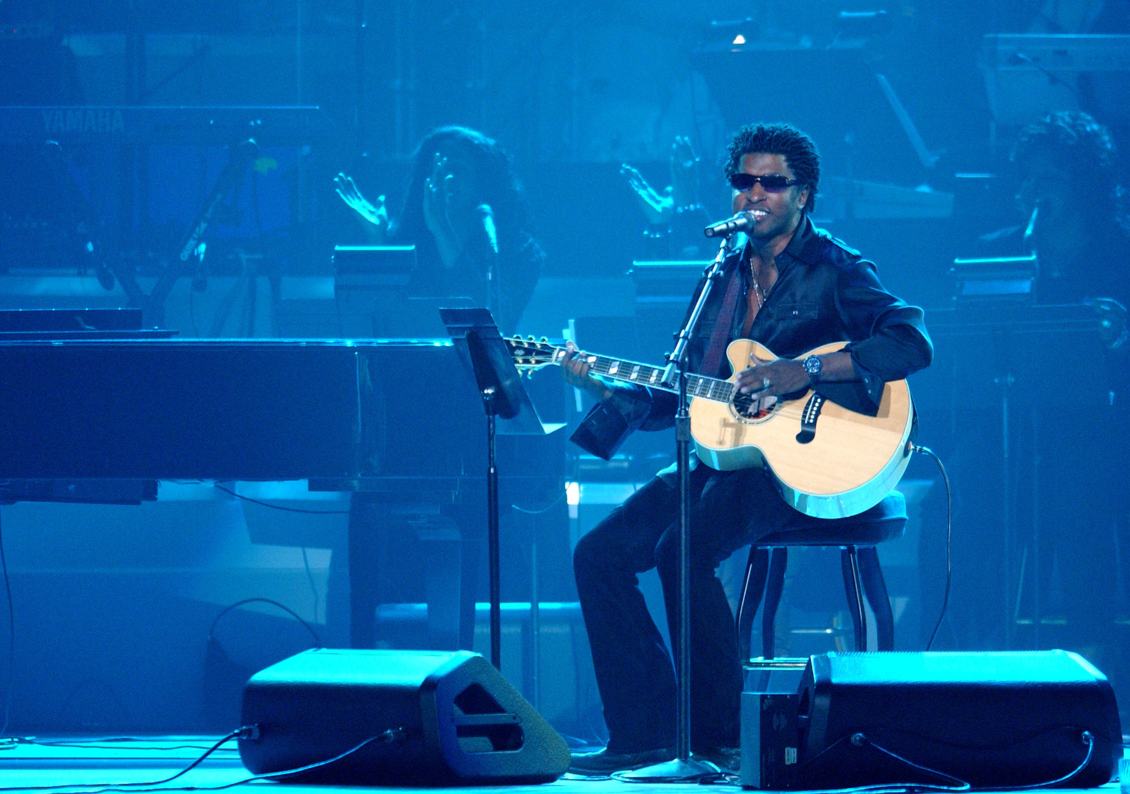 Kenneth "Babyface" Edmonds performs at the 7th Annual Andre Agassi Charitable Foundation's Grand Slam for Children benefit concert on September 28, 2002 at the MGM Grand Hotel in Las Vegas, Nevada. (Photo by Robert Mora/Getty Images)