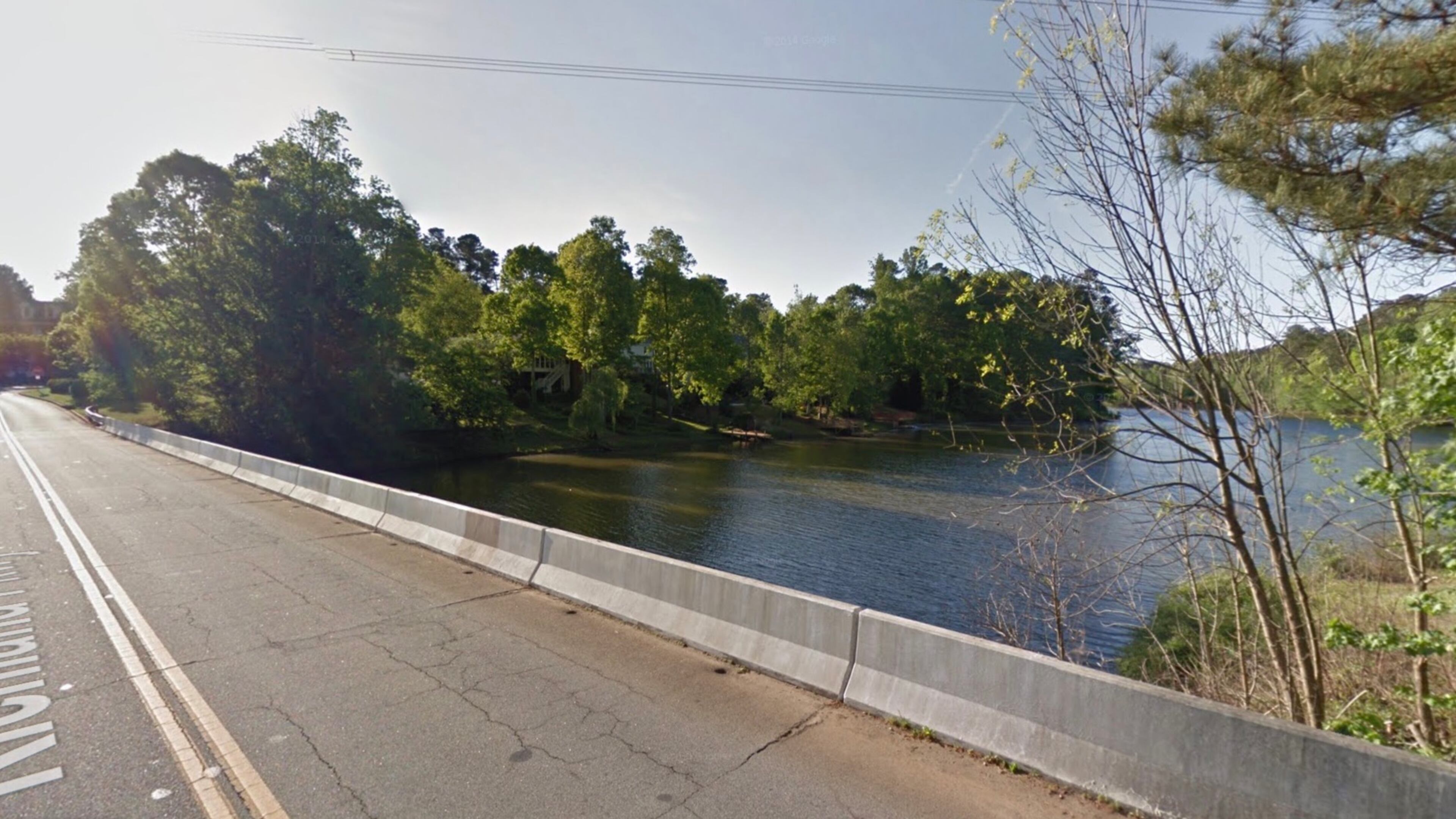 Gwinnett commissioners approve new pedestrian bridge and sidewalks for Richland Parkway from Shore Drive to Collins Port Cove. Courtesy Google Maps