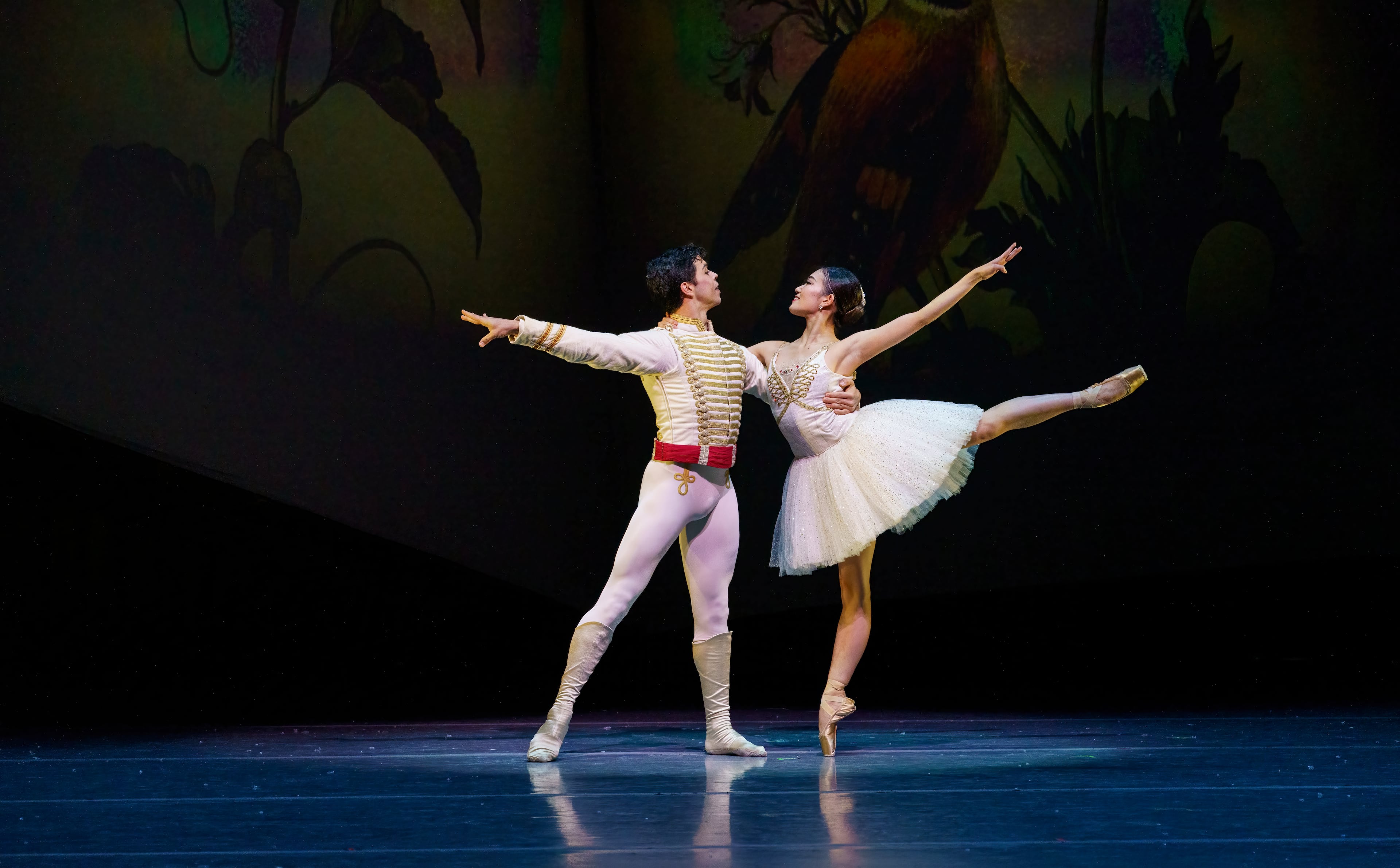 Sergio Masero and Airi Igarashi in Atlanta Ballet's "The Nutcracker." (Photo by Kim Kinney)
