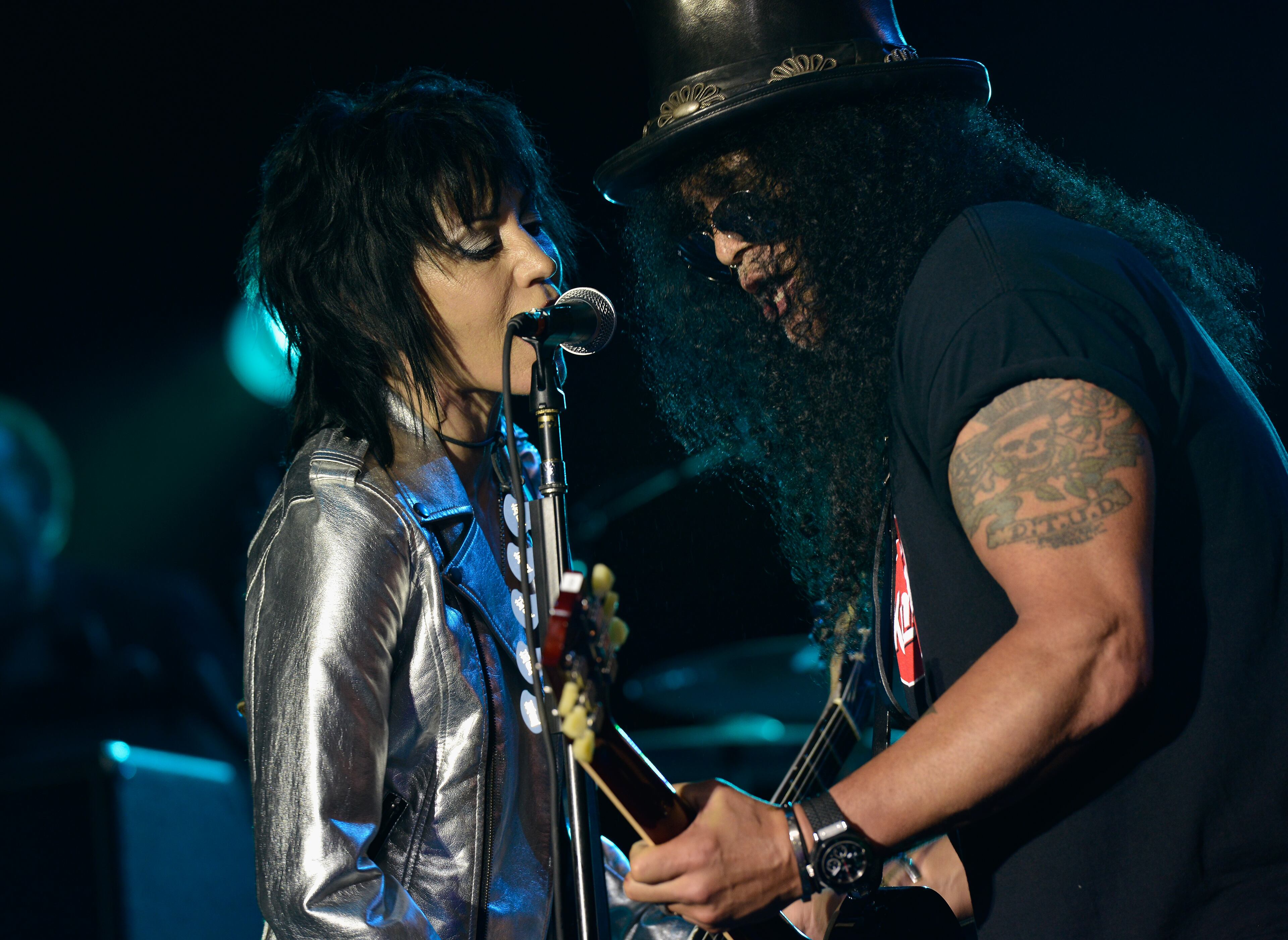 CLEVELAND, OH - JULY 21: Joan Jett and Slash performance together at the 2014 Gibson Brands AP Music Awards at the Rock and Roll Hall of Fame and Museum on July 21, 2014 in Cleveland, Ohio. (Photo by Duane Prokop/Getty Images)