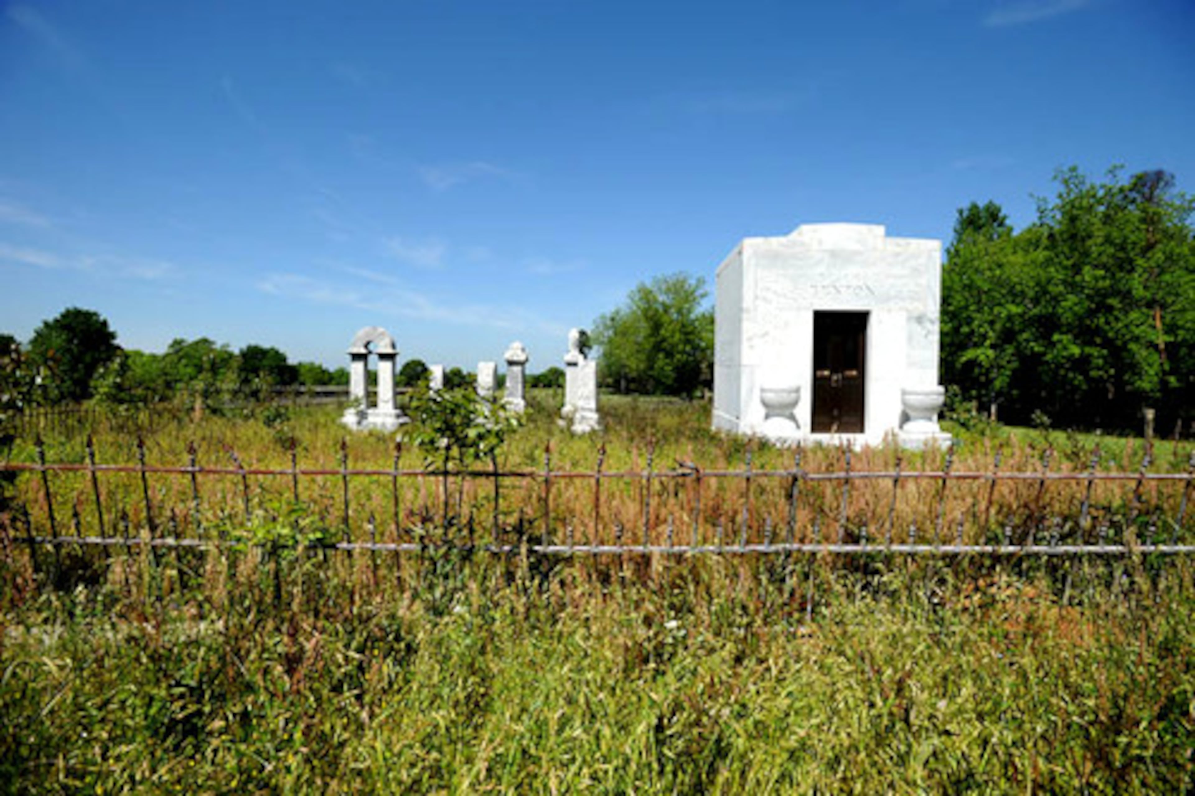 The Benton family cemetery is near Hequembourg's back porch.