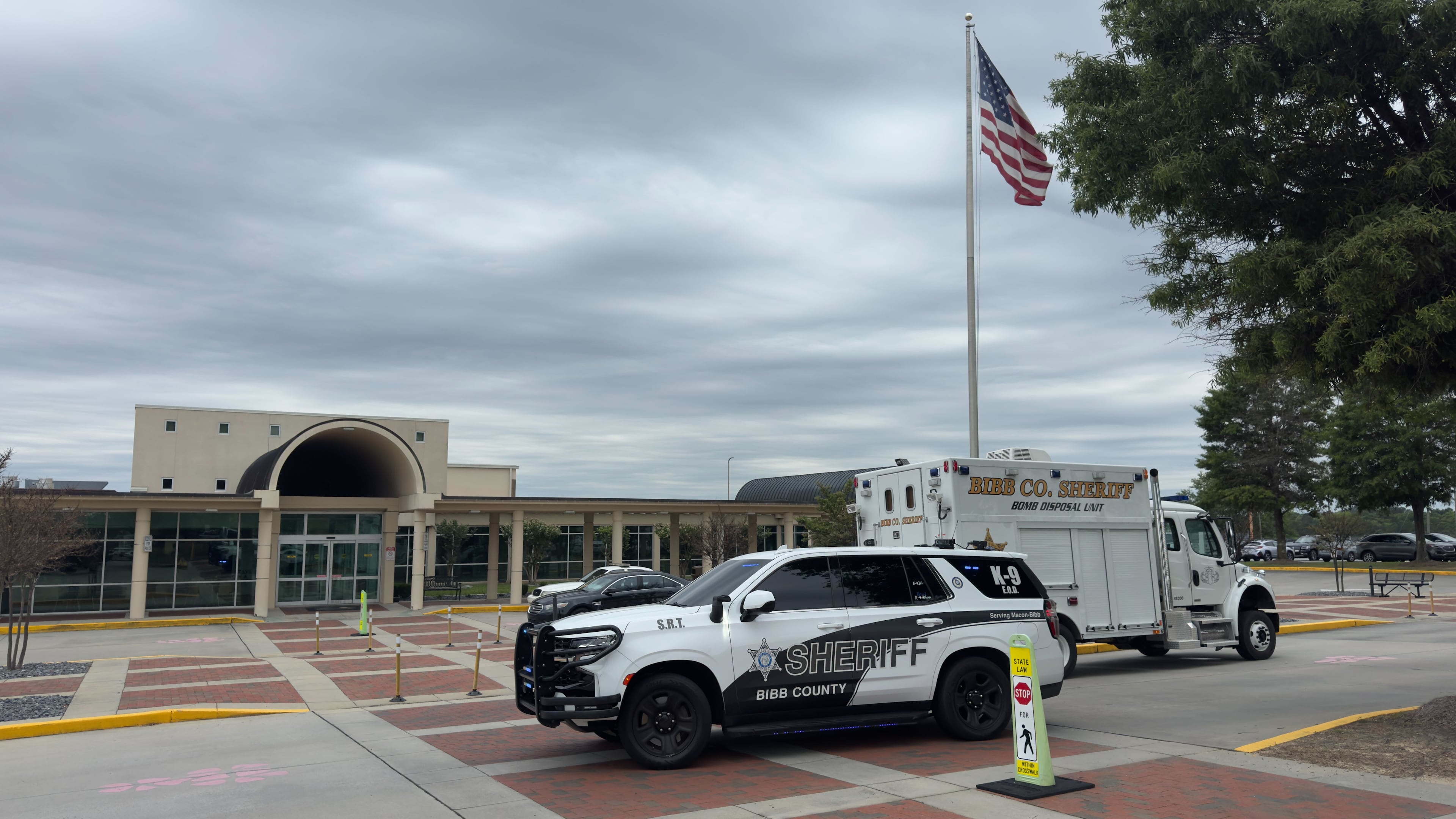 The Bibb County Sheriff's Office bomb squad and deputies respond to Middle Georgia Regional Airport in Macon around 8:20 a.m. and found a suspicious object. Brad Raffensperger was scheduled to speak there at 10 a.m. as part of his governor's campaign tour. (Joe Kovac Jr./AJC)