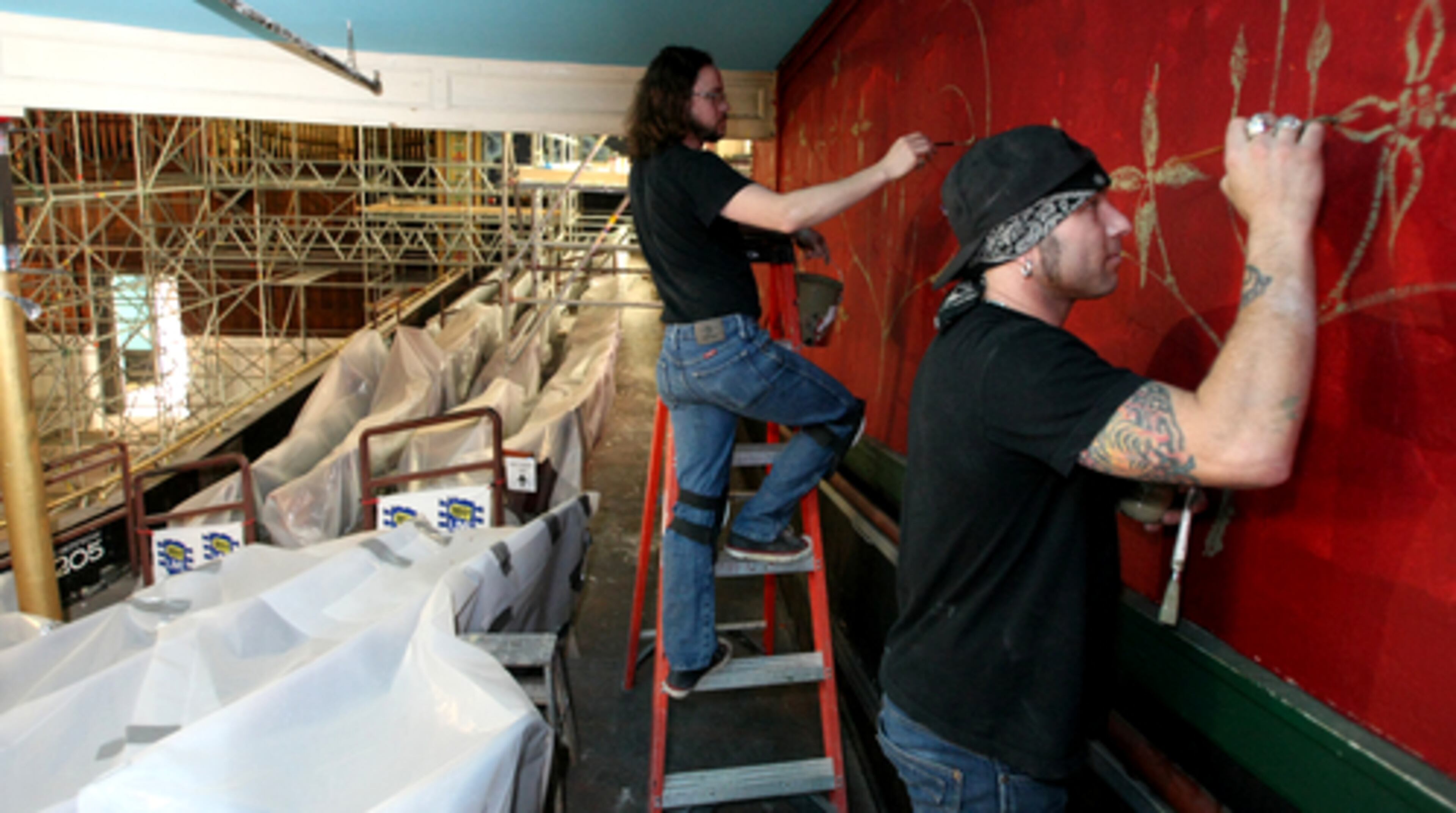 Mandot Painting and Design, the company that originally did the painting when the venue was the House of Blues, was chosen to put the finishing artistic touches on the venue.